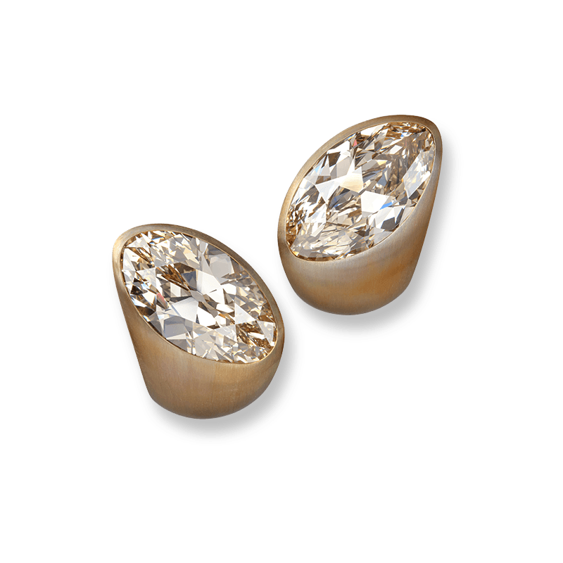 Diamond earrings — diamonds, bronze, white gold — 043826