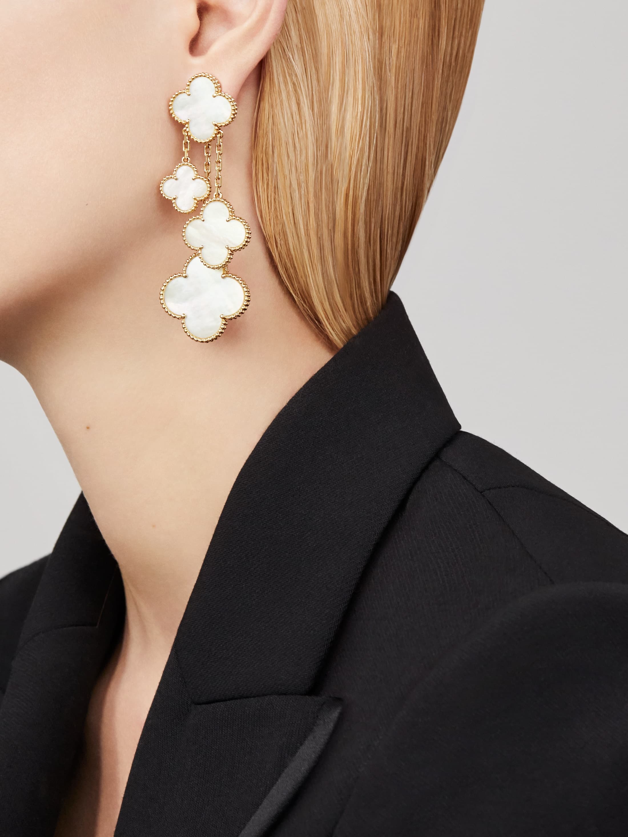 Magic Alhambra earrings, 4 motifs — VCARD78900