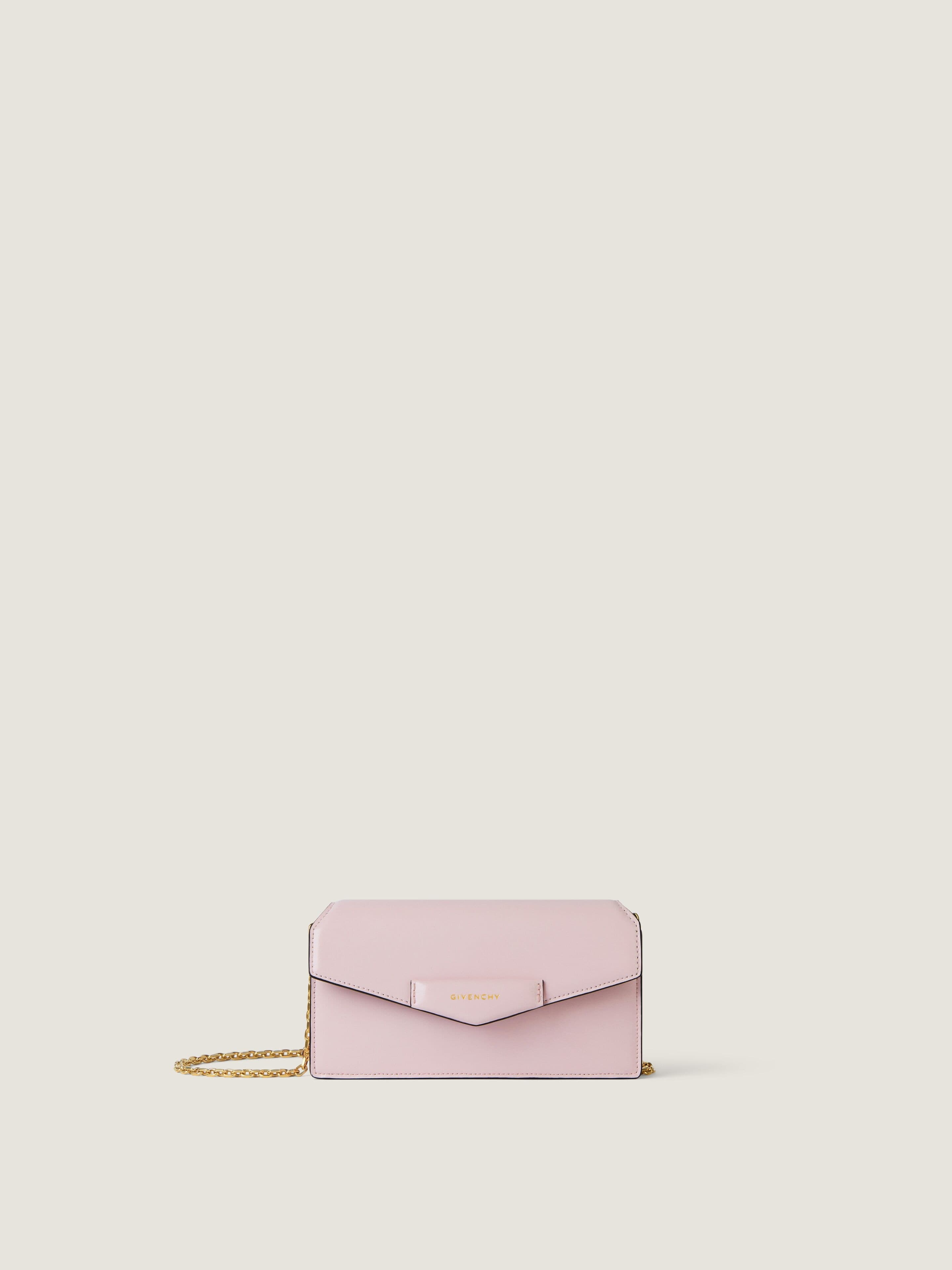 Antigona wallet on chain in Box leather — BB60RTB13A-681