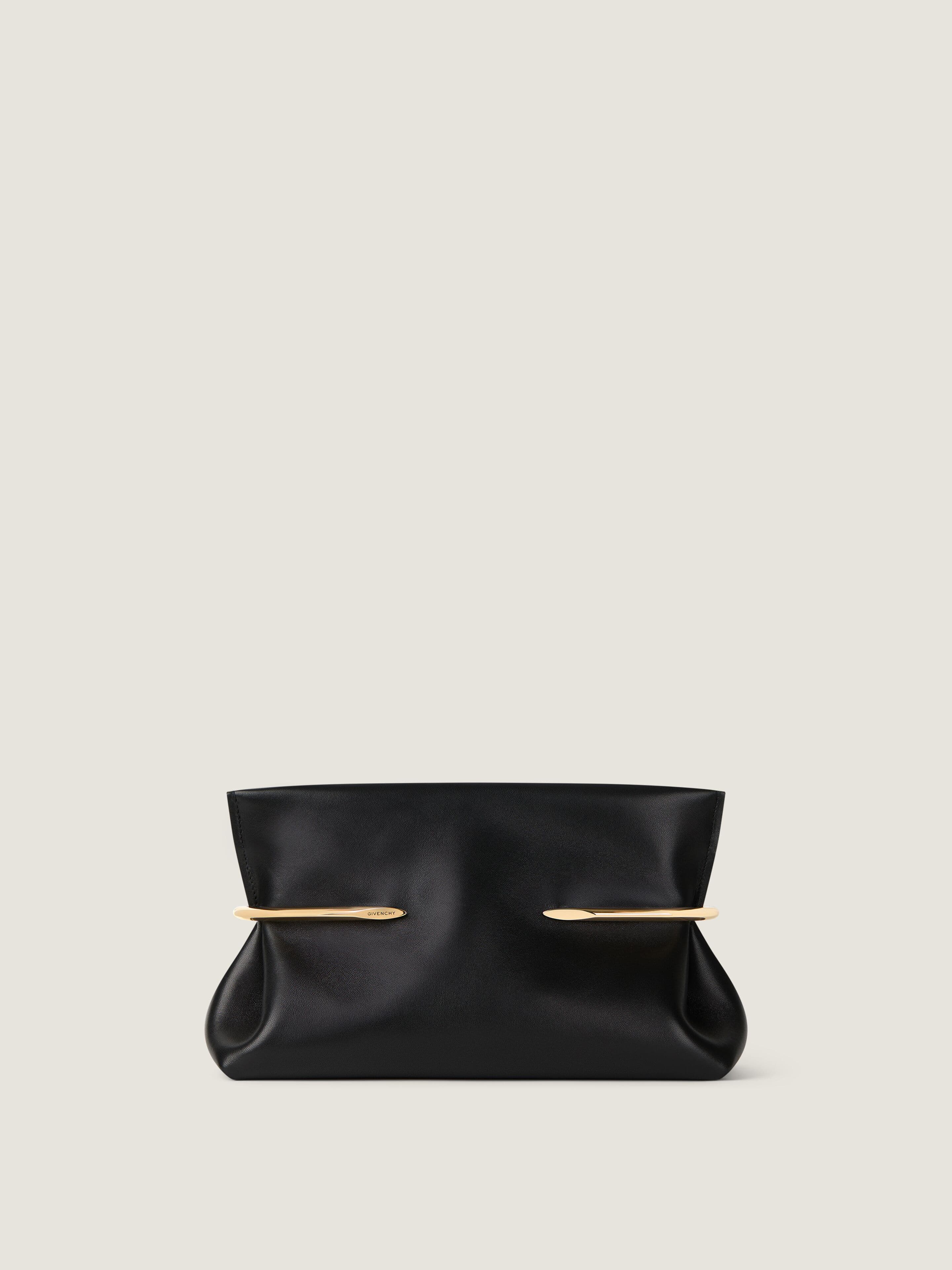 Pinch Soft clutch in nappa leather — BB5171B1Y2-001