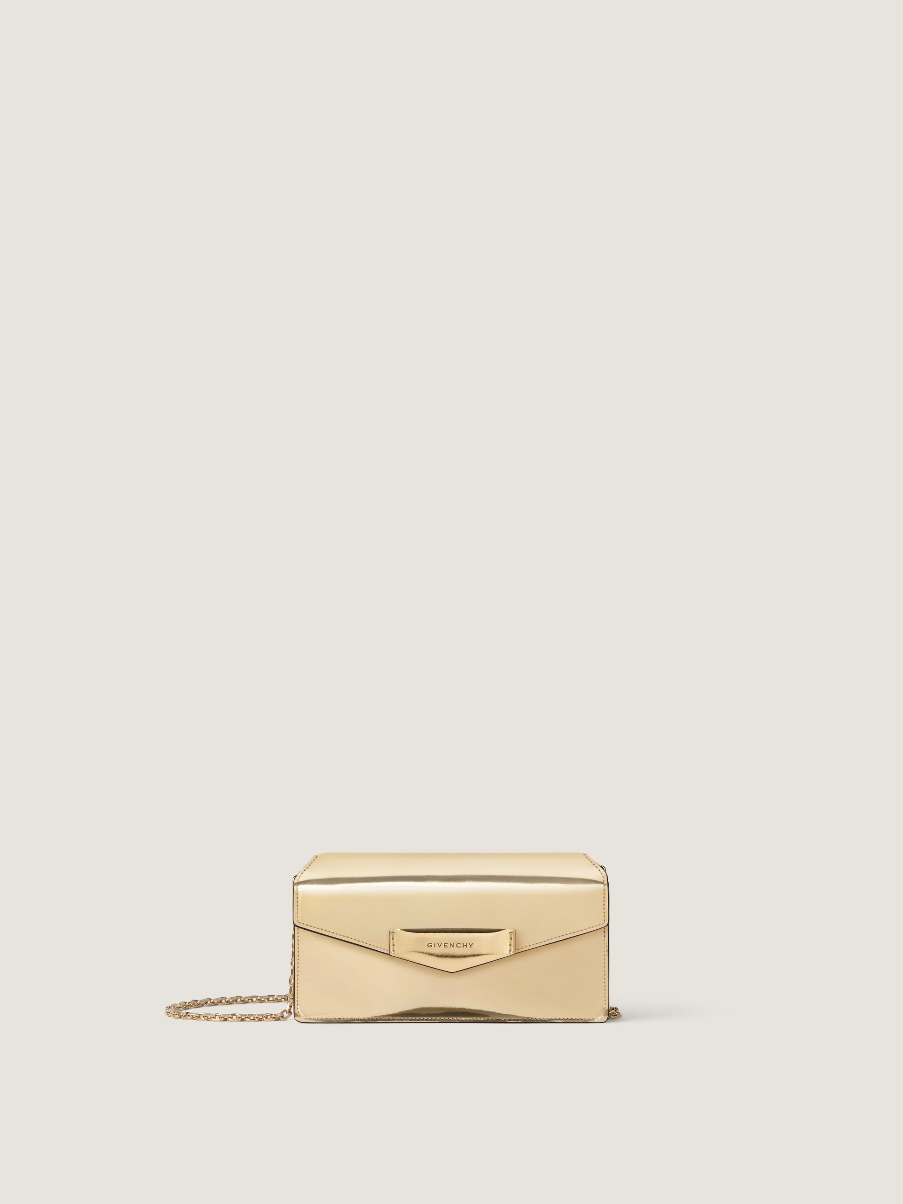 Antigona wallet on chain in mirror leather — BB60RTB2J5-715