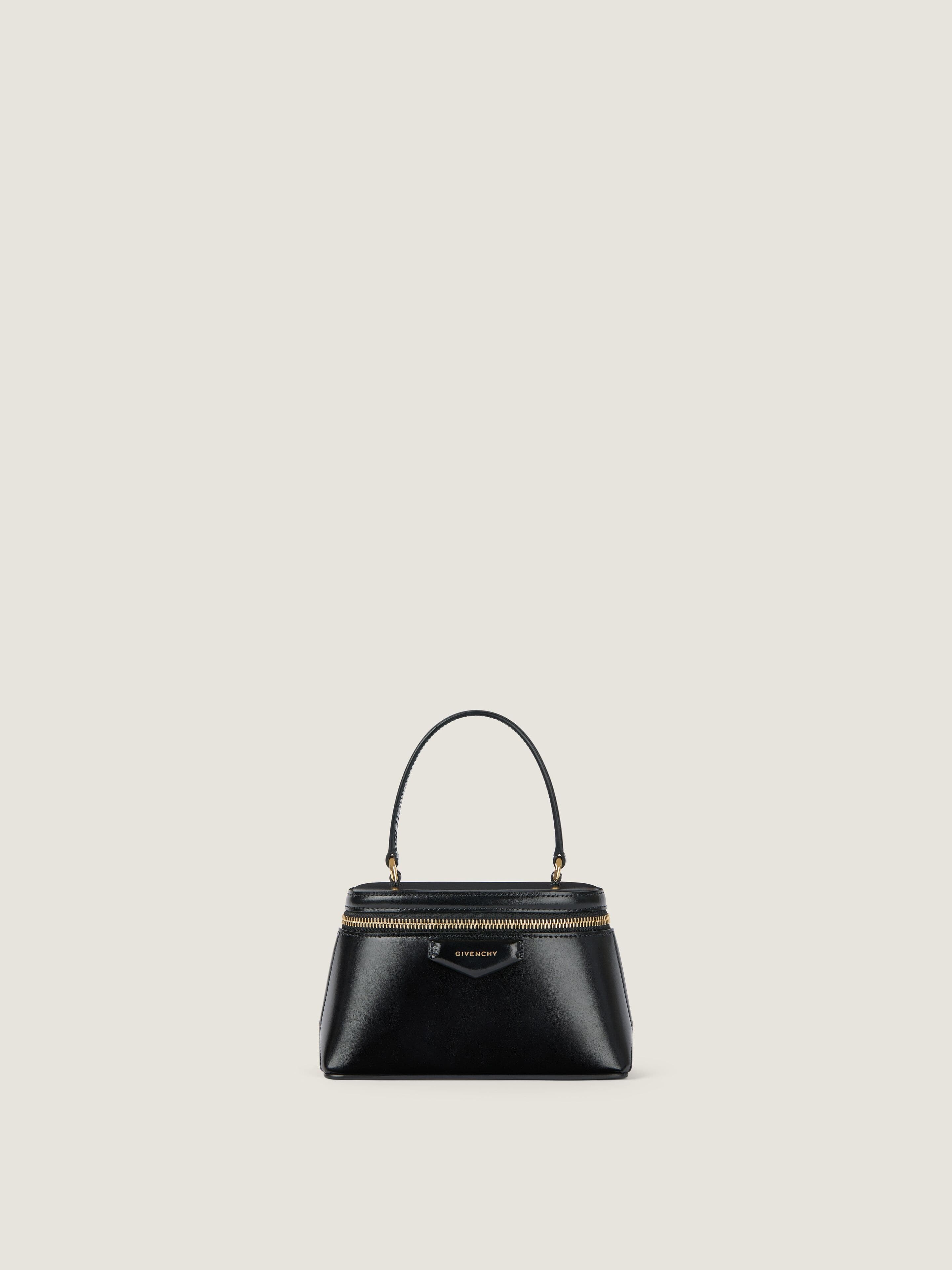Antigona vanity bag in Box leather with chain — BB60QMB13A-001
