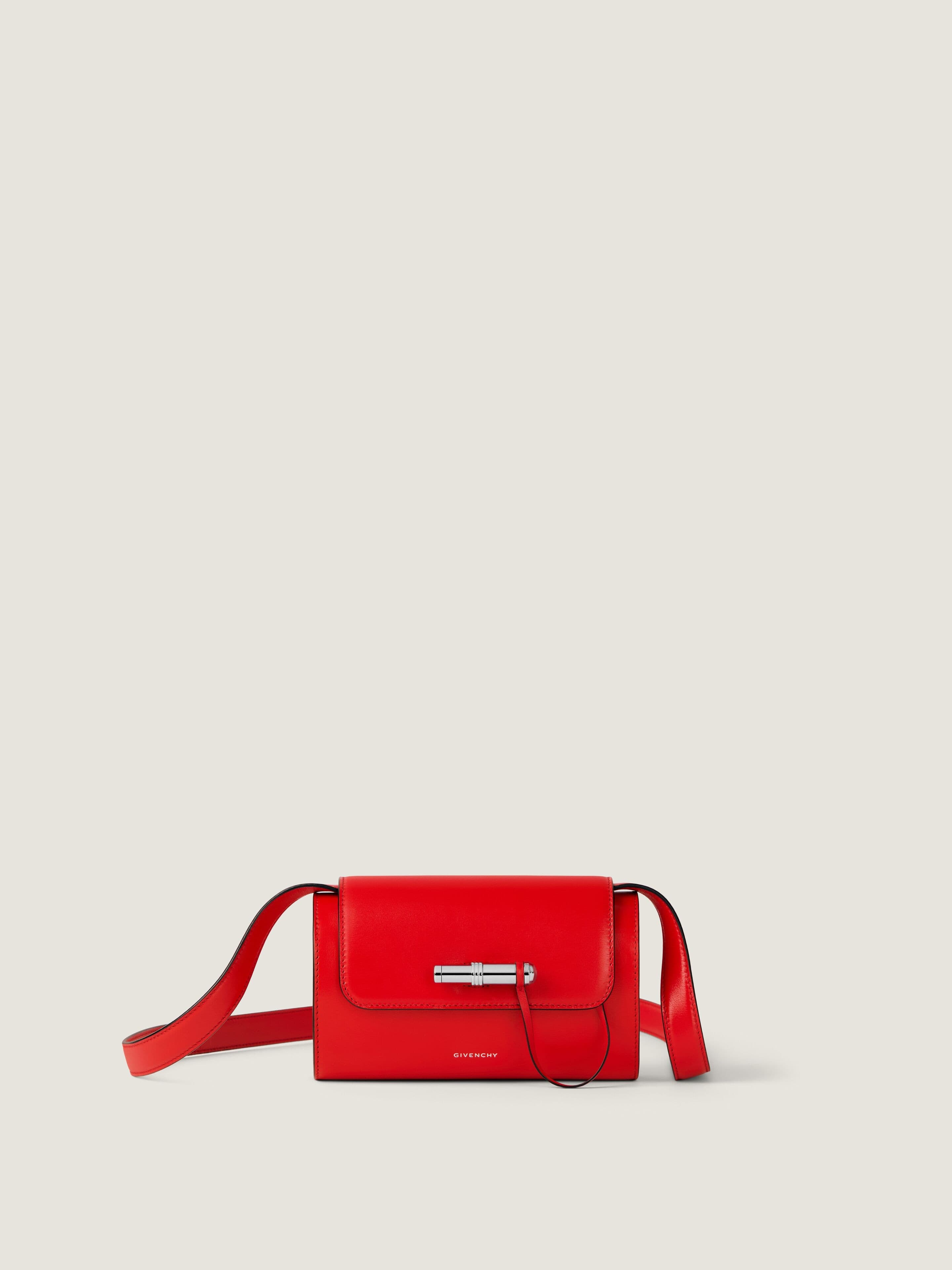 Pout small bag in leather — BB517NB2DE-699