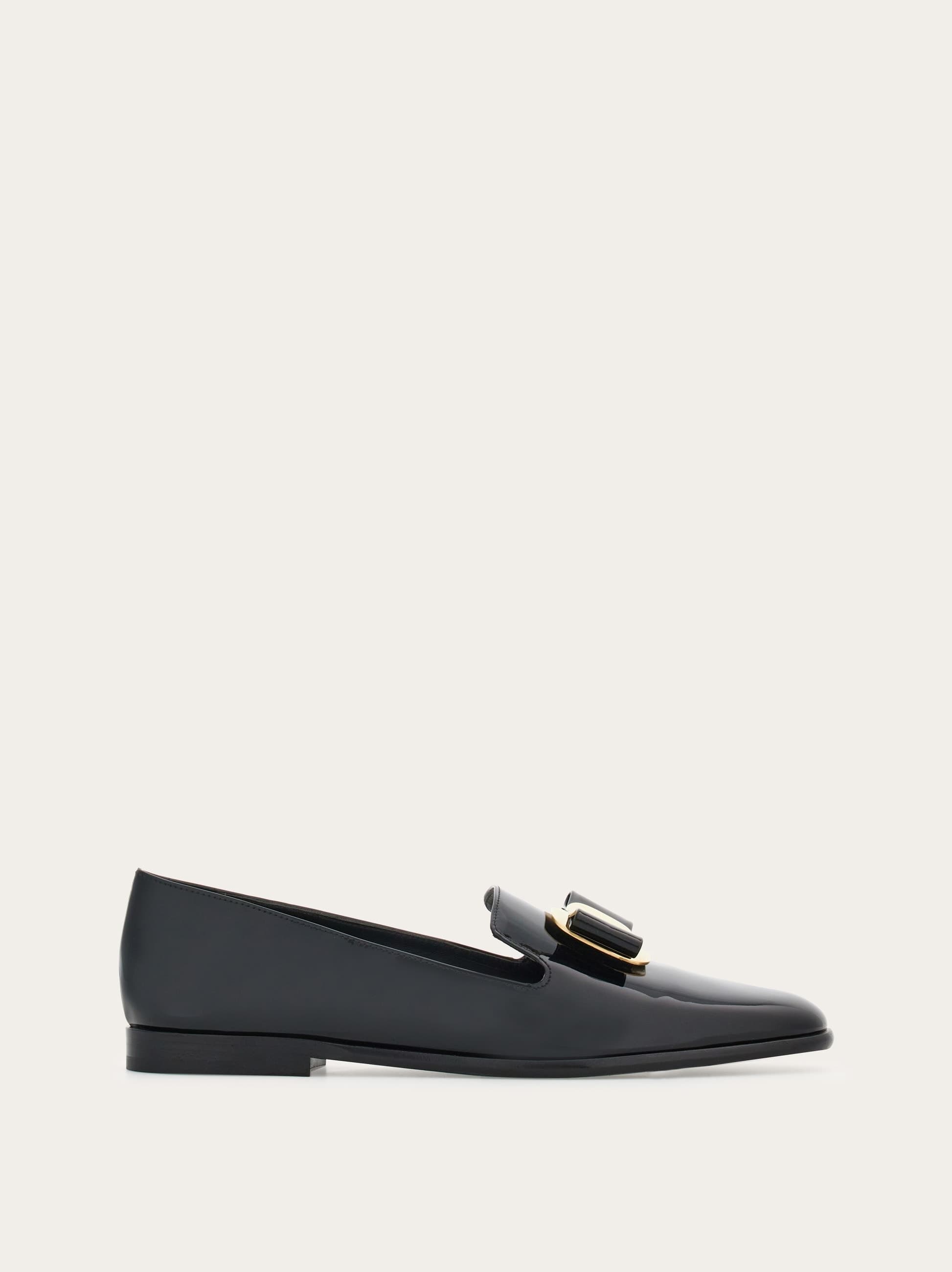 New Vara plate loafer — 768944