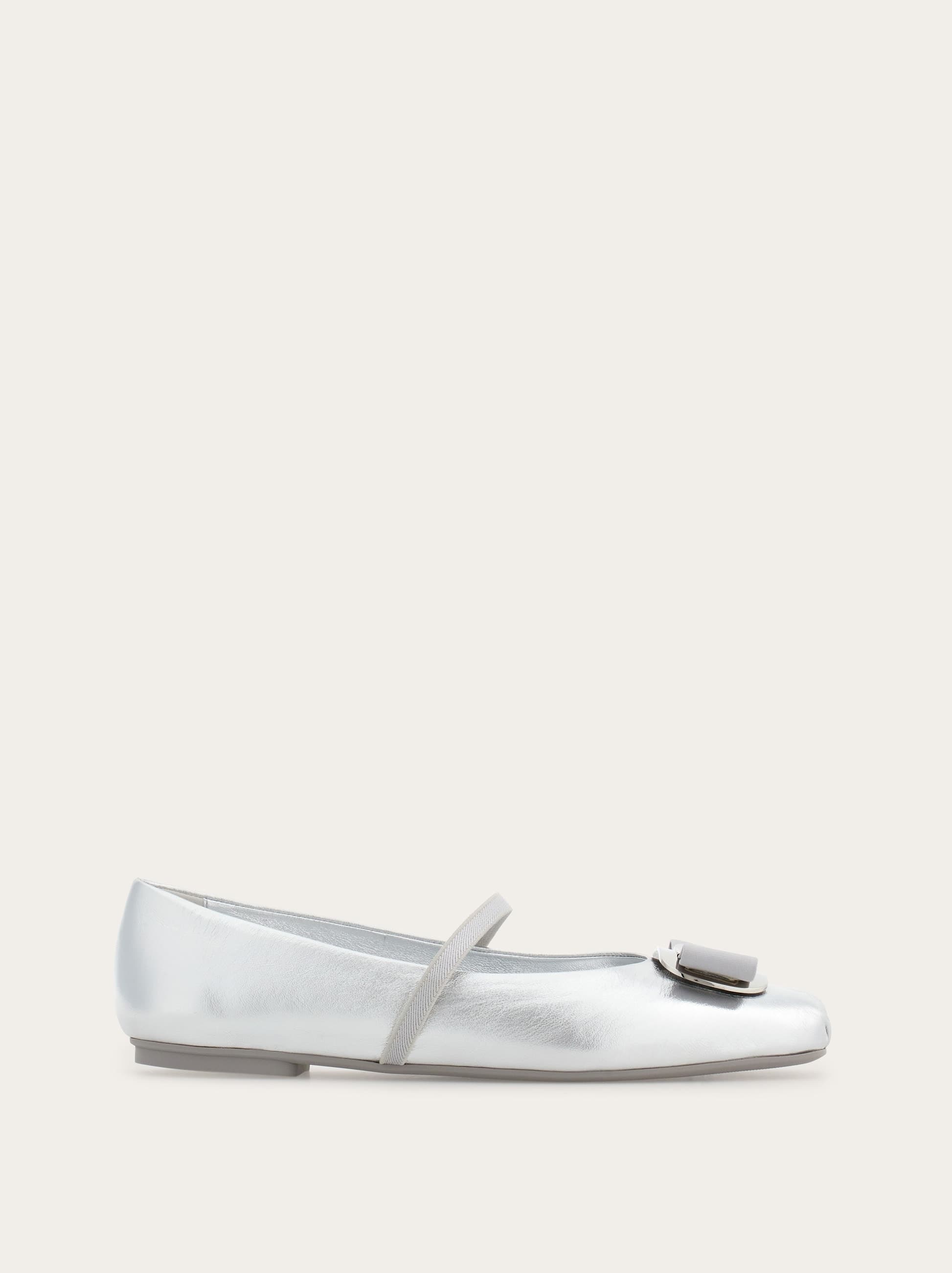 New Vara plate ballet flat — 769030