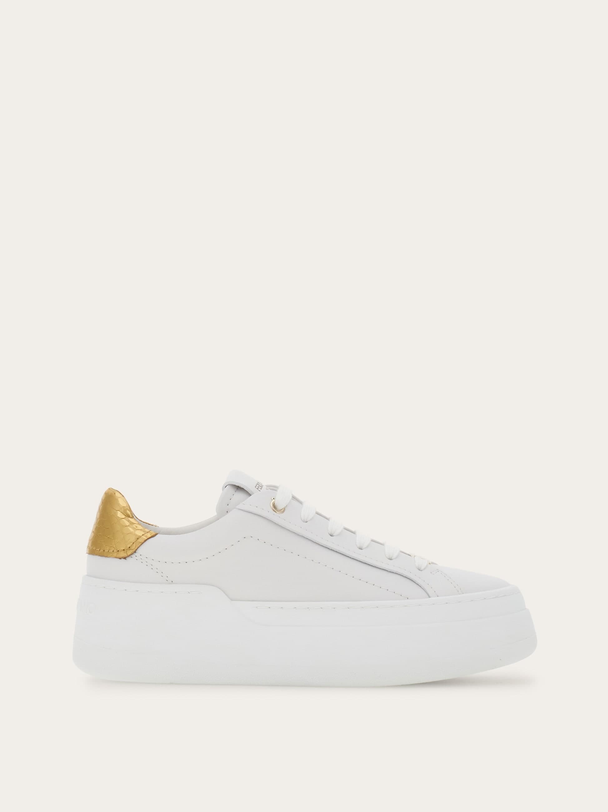 Wedge sneaker — 769352