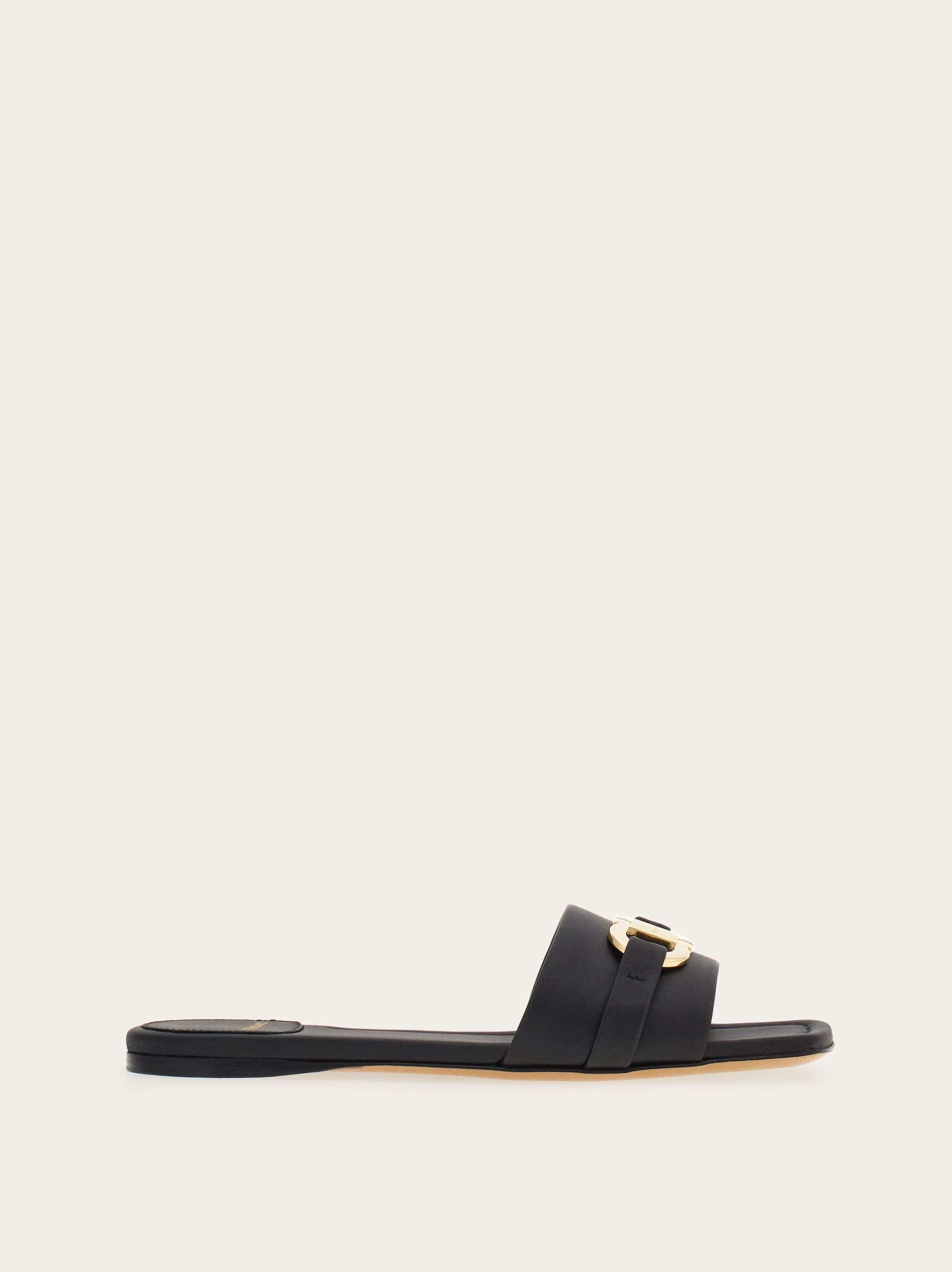 Flat slide with Gancini ornament — 769636