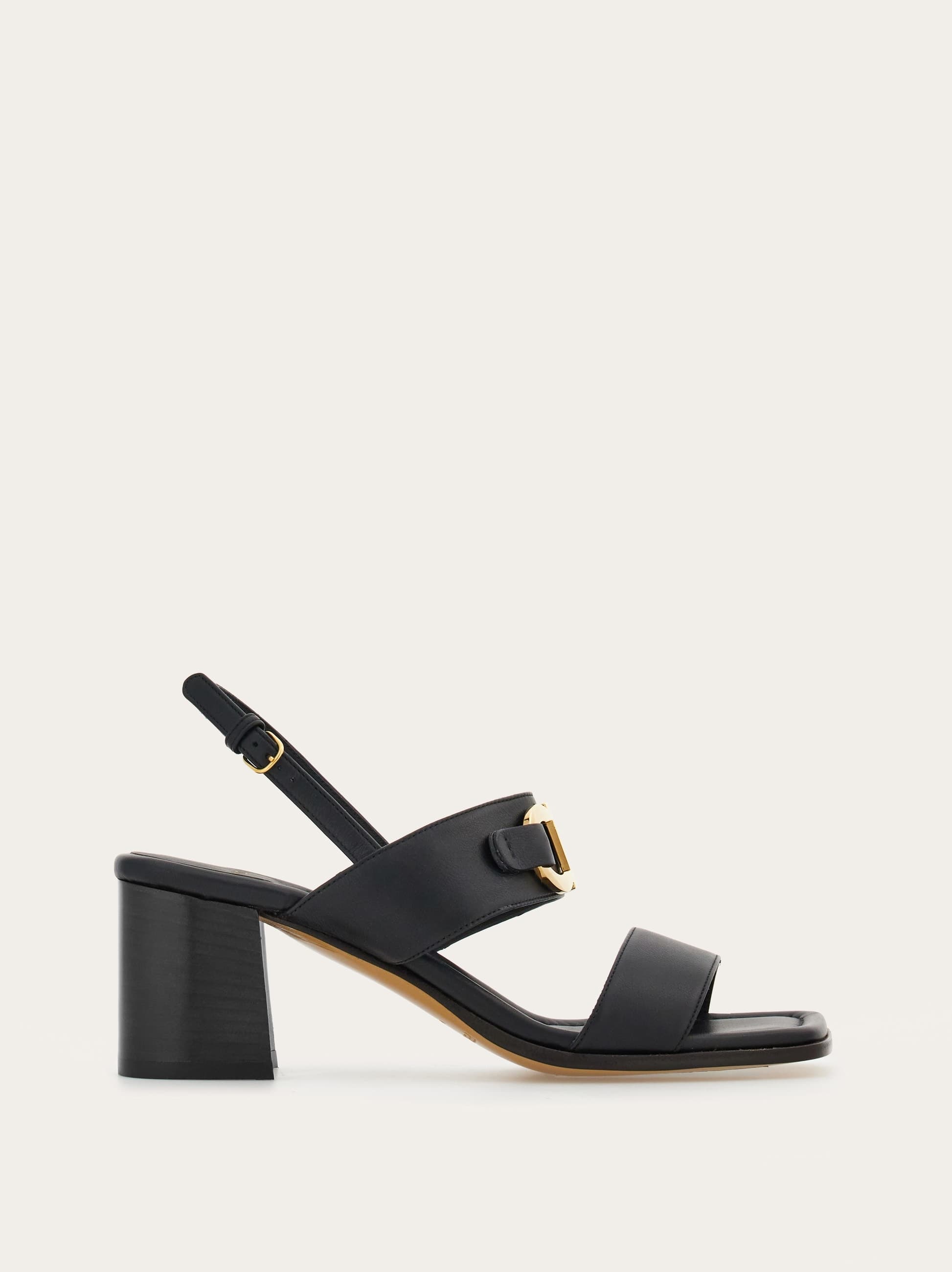 Sandal with Gancini ornament — 769666
