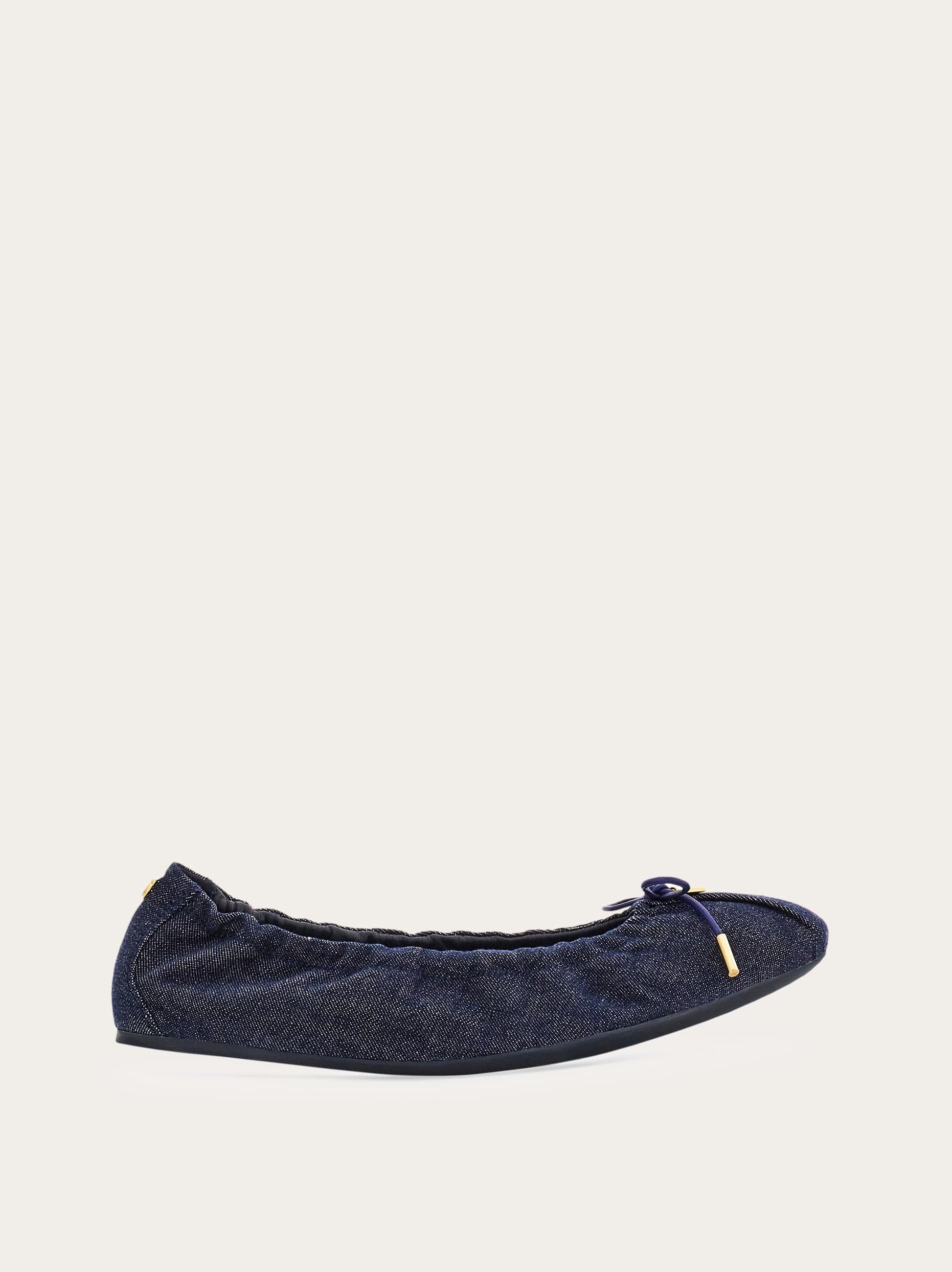 Elasticated ballet flat — 779622