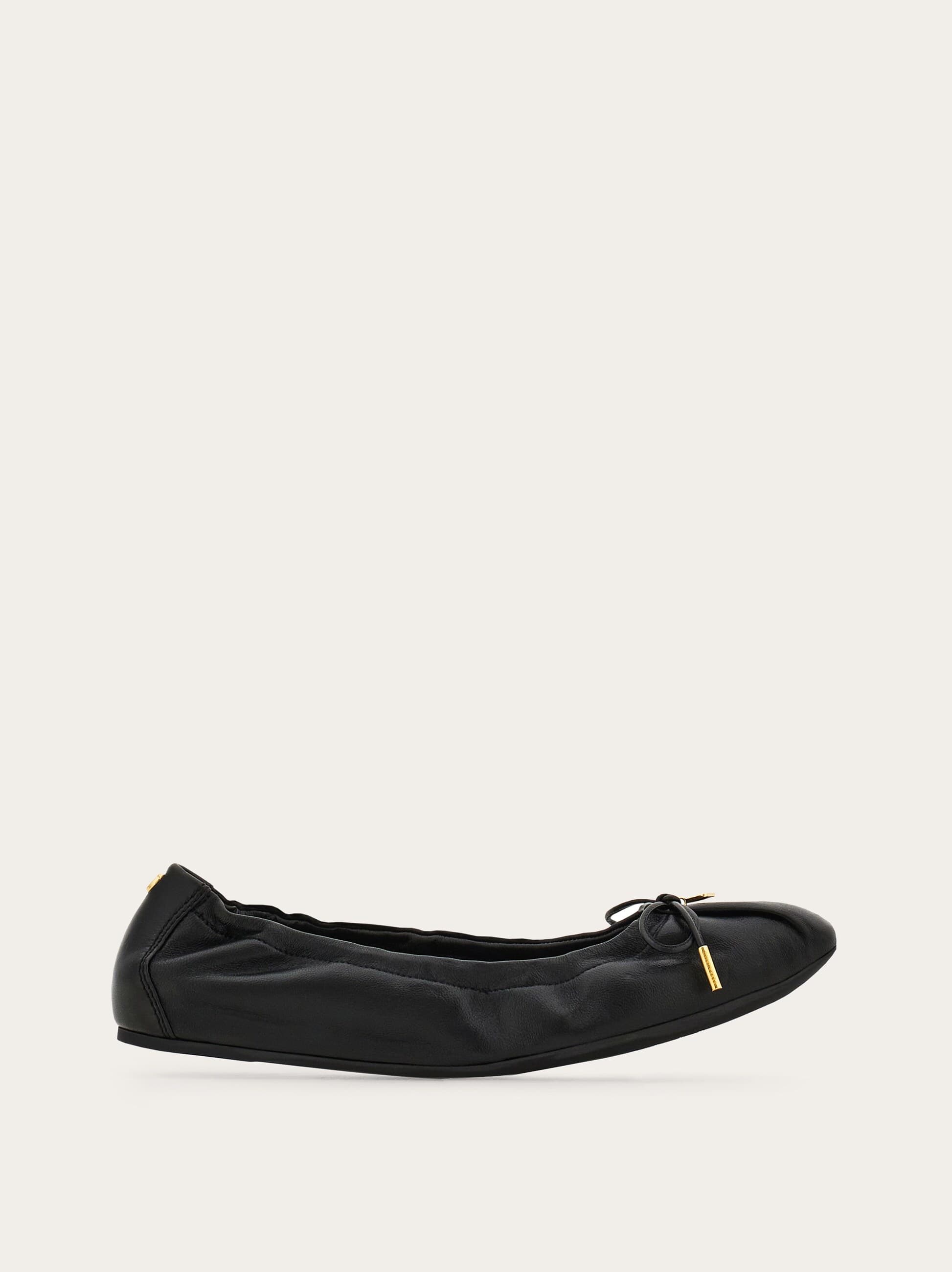 Elasticated ballet flat — 779656