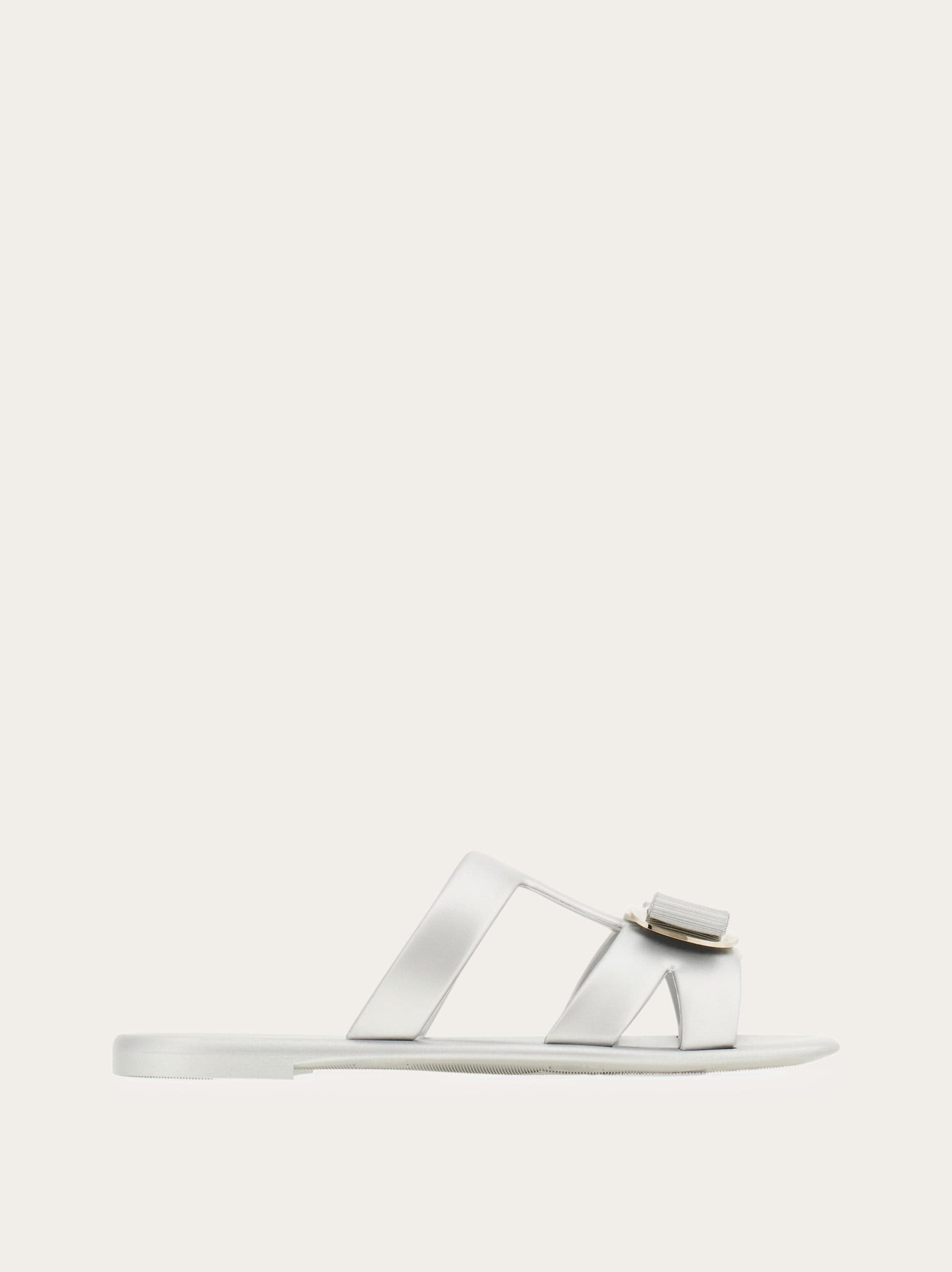 New Vara plate strappy slide — 779980