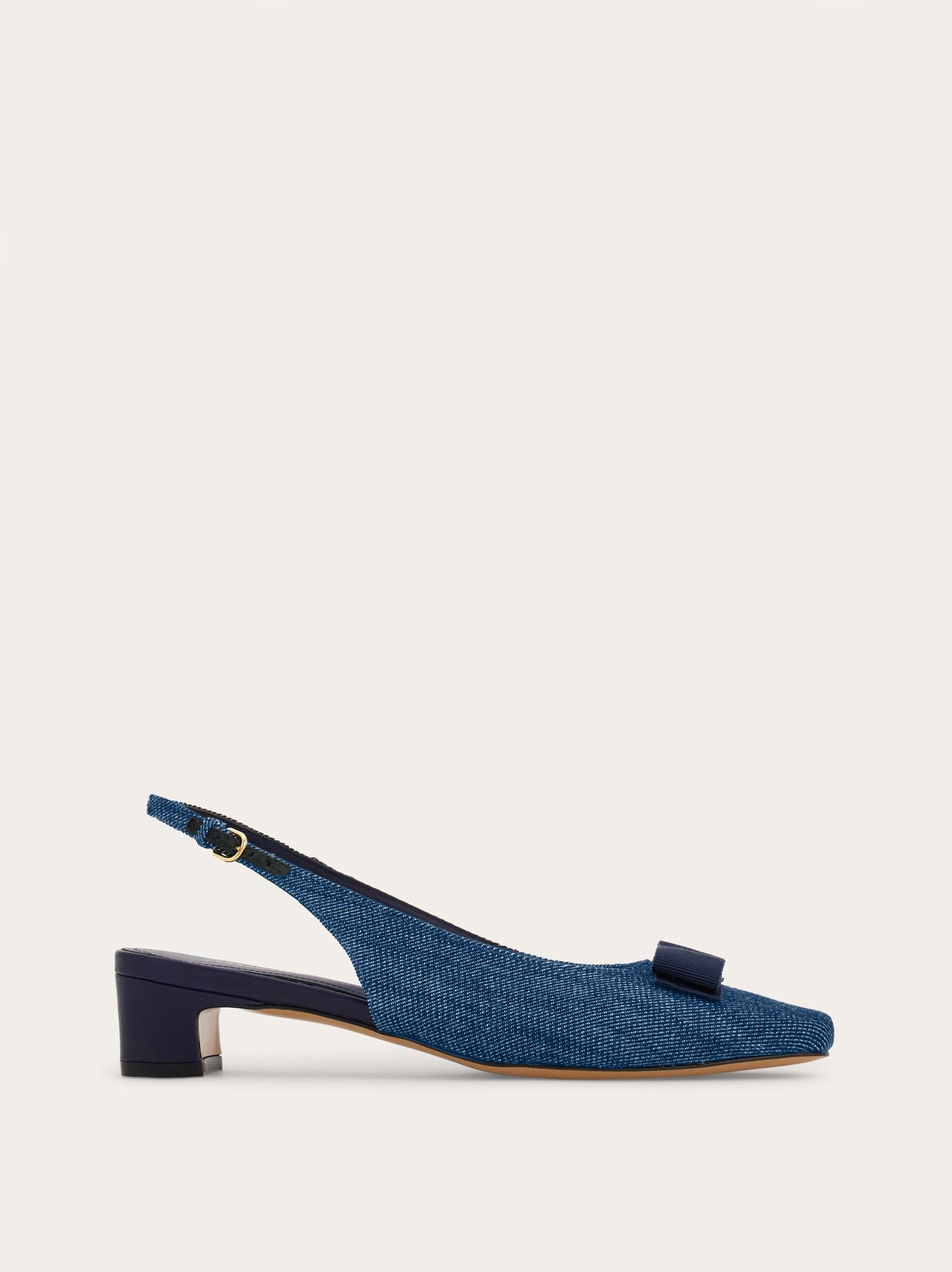 Iconic bow slingback — 782948