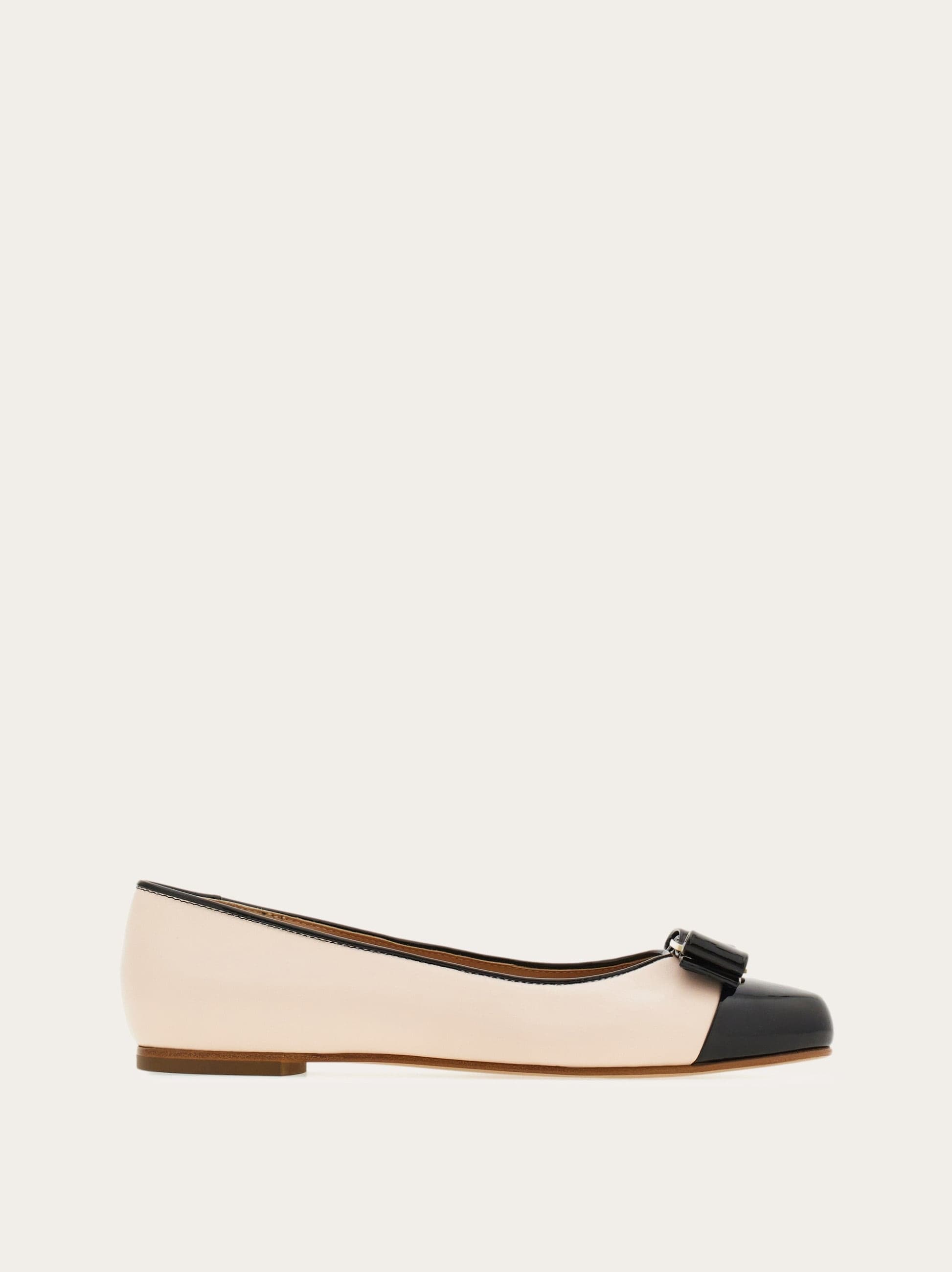 Varina bicolor ballet flat — 785404