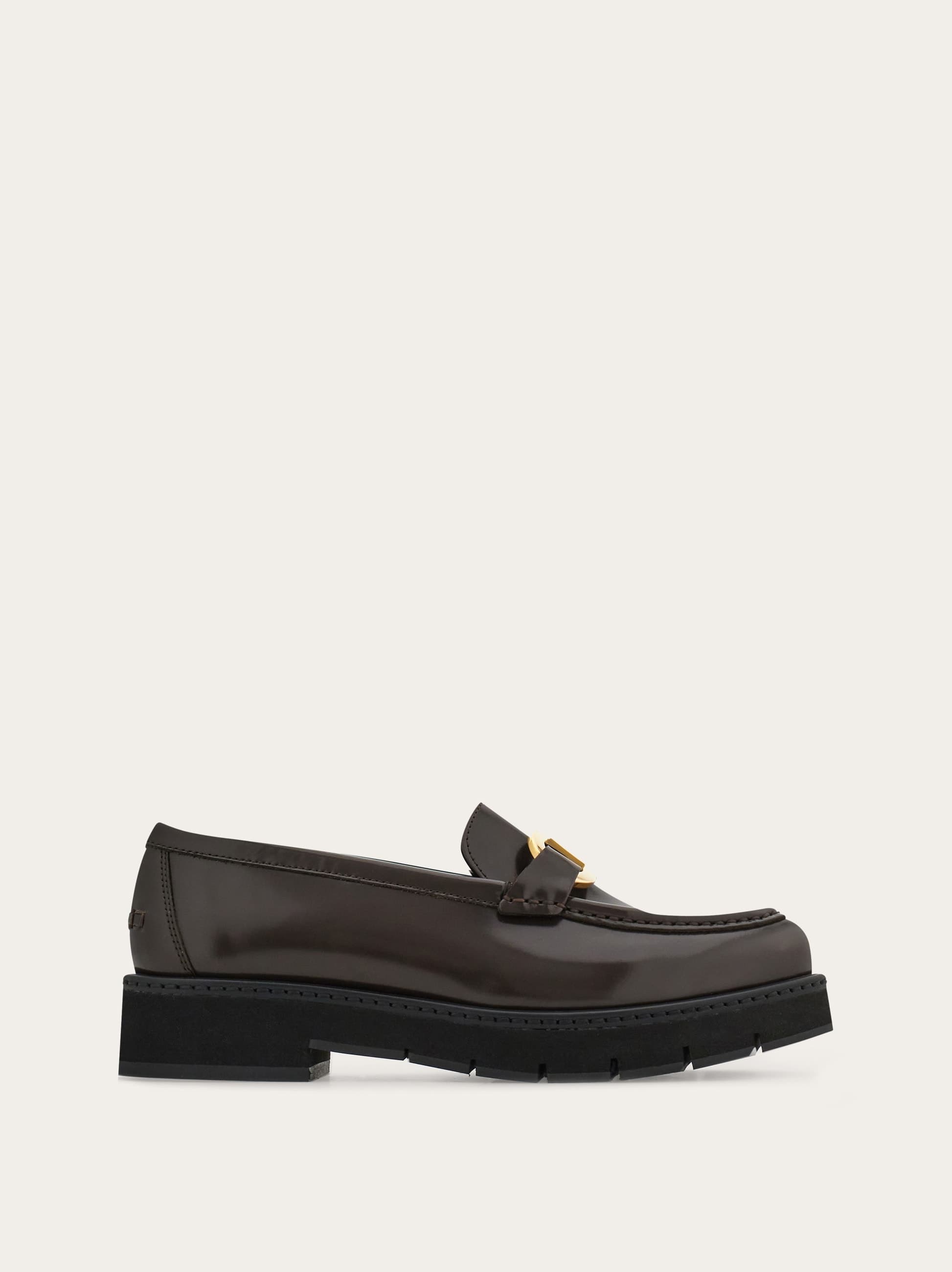 Moccasin with Gancini ornament — 785541