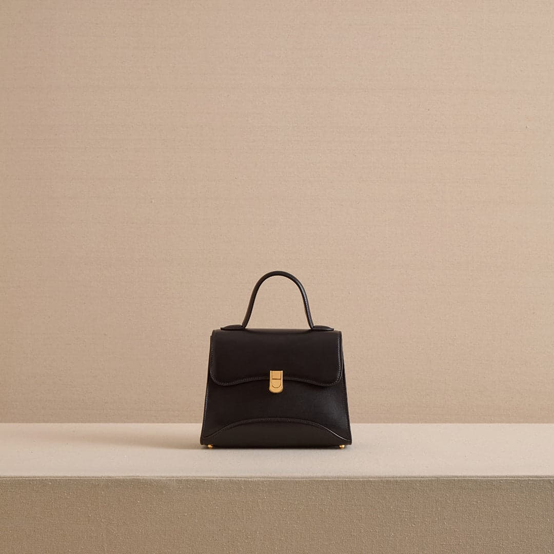 Madeline 21 — W484599BBLK