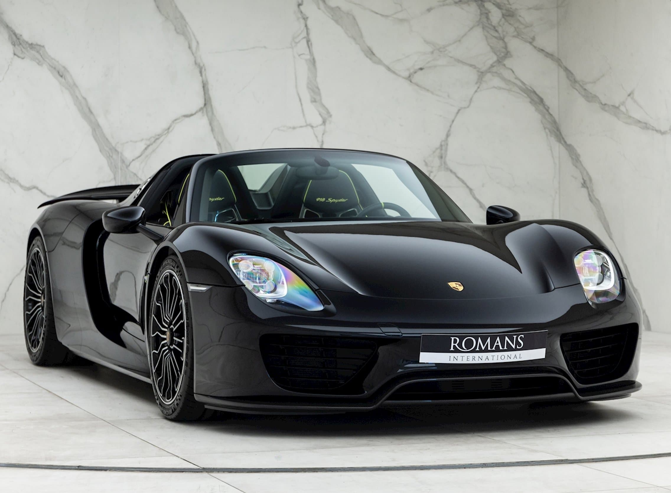 918 Spyder — Basalt Black Metallic