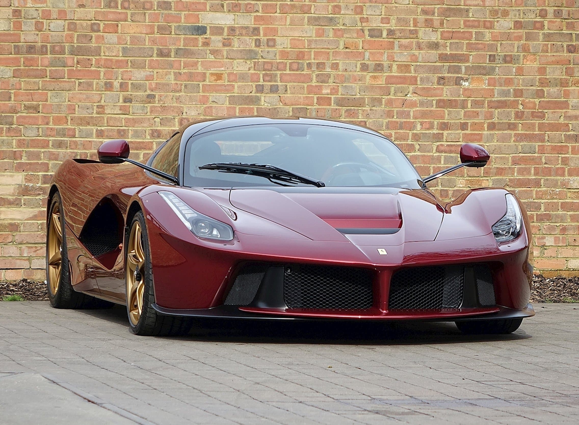 2016 LaFerrari — Rosso Rubino