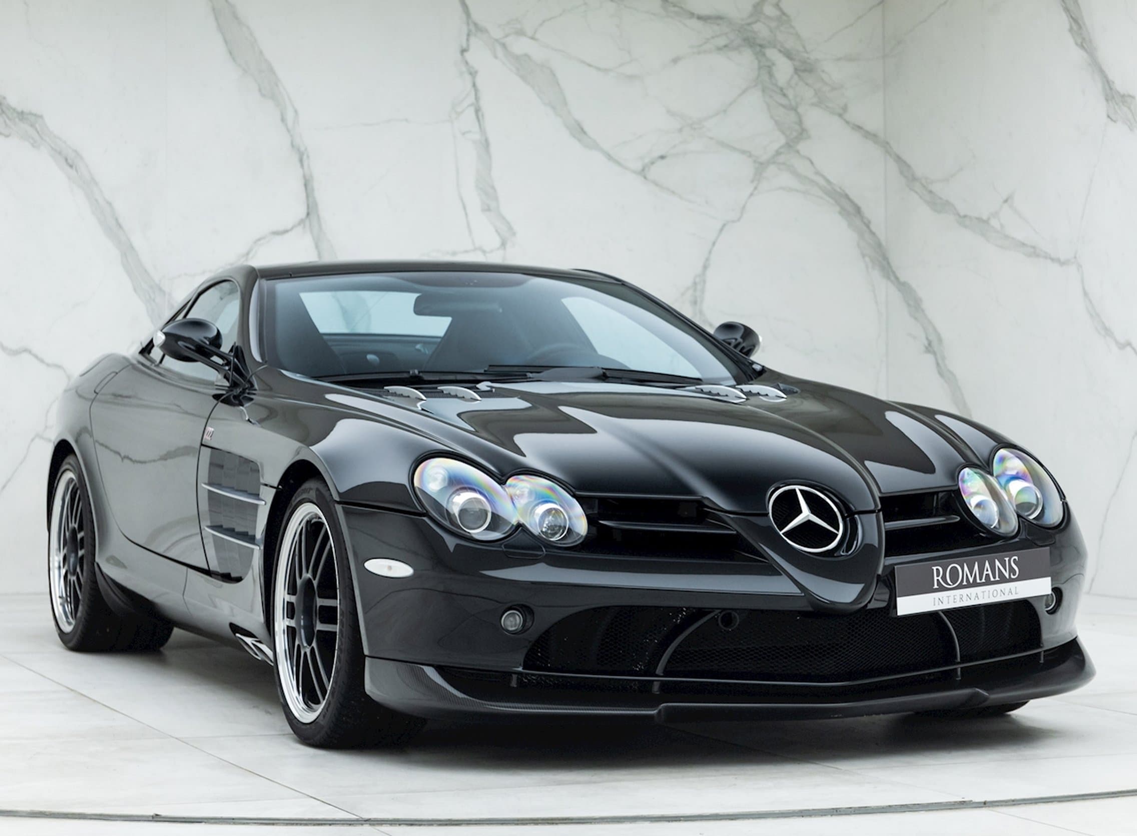 SLR McLaren 722 Edition — Crystal Galaxite Black Metallic