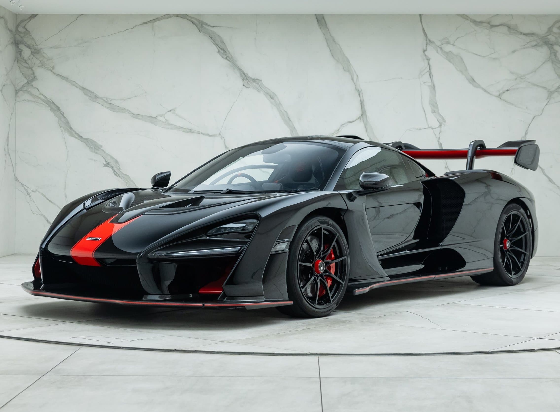 2019 Senna — MSO Solstice Black