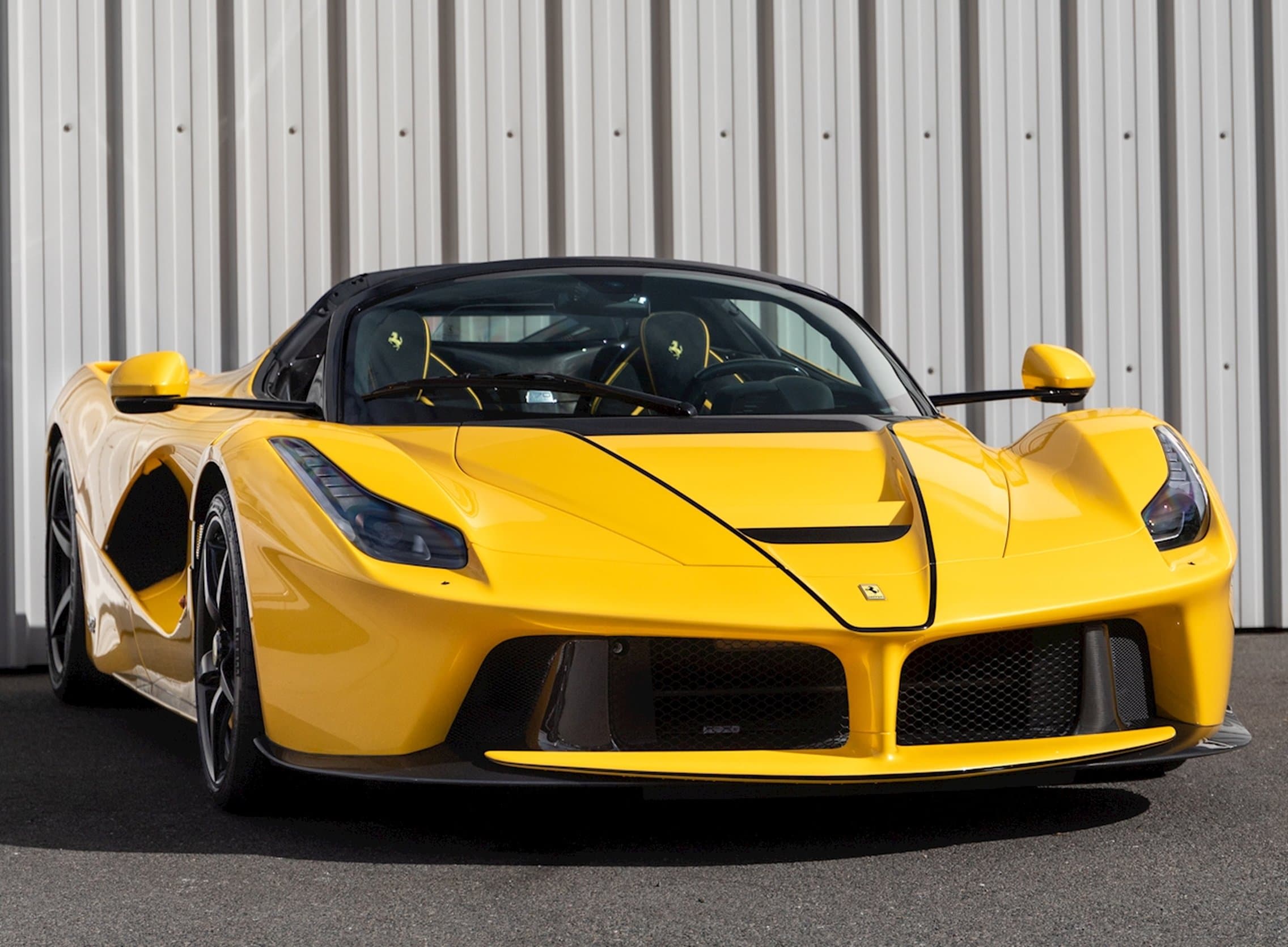 LaFerrari Aperta — Giallo Triplo Strato