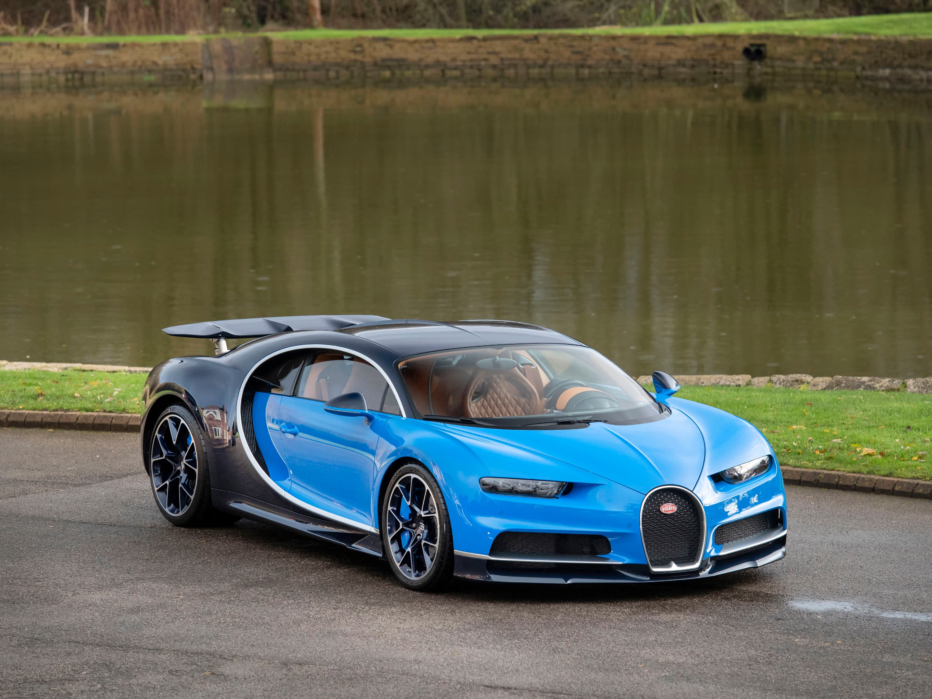 2017 Bugatti Chiron — Blue Exposed Carbon Fibre with French Racing Blue