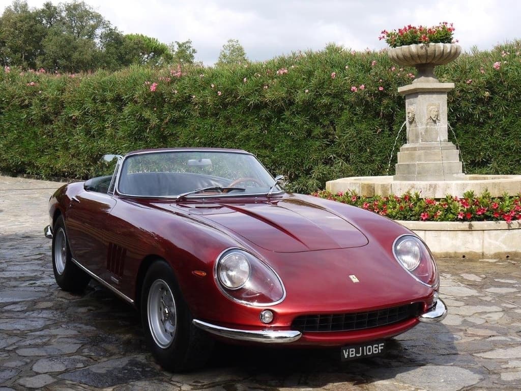 1968 275 GTB/4 NART Spyder — Rosso Rubino