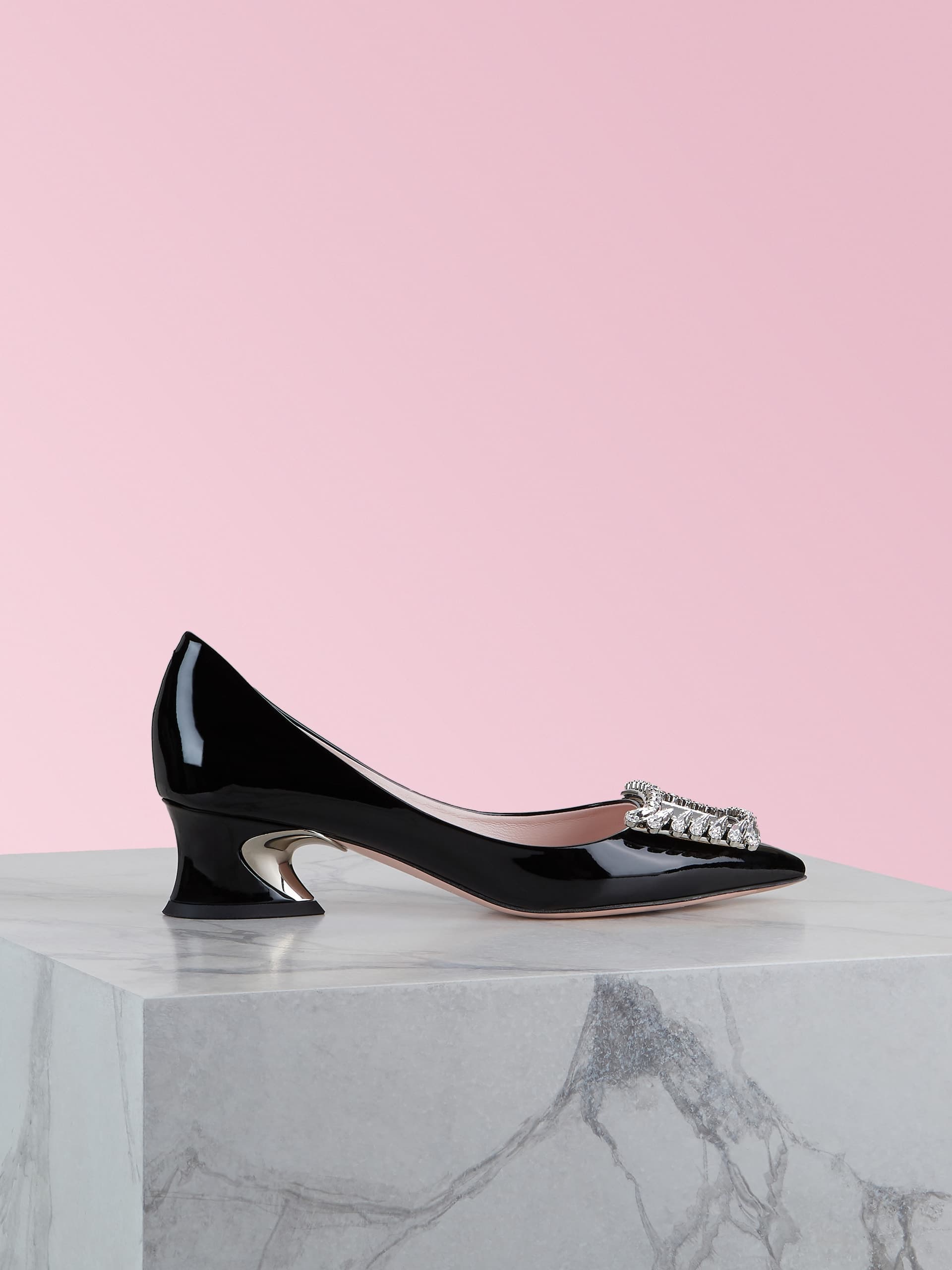 Courbette Vivier Eye Buckle Pumps — RVW54526440D1PB999
