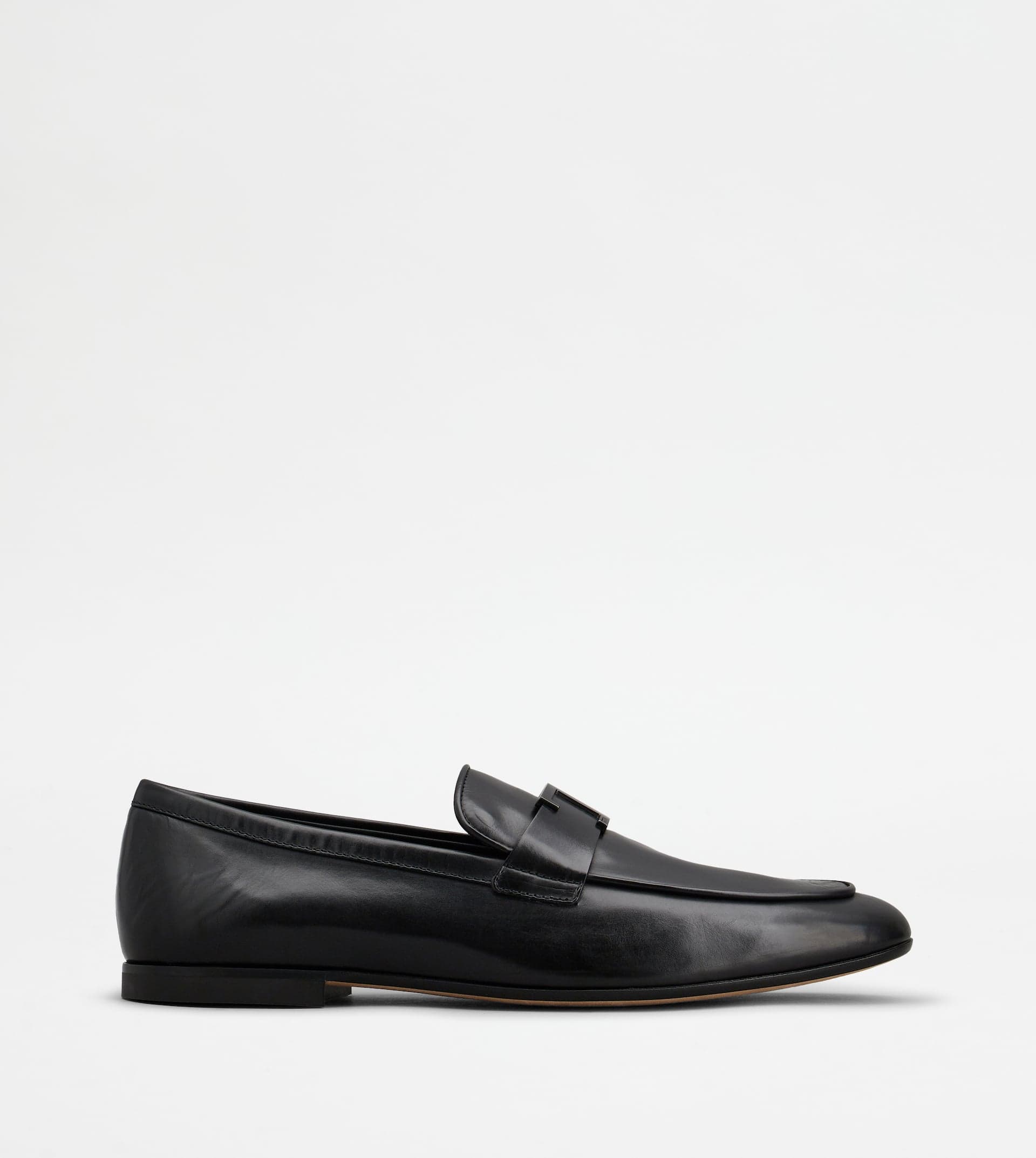 T Timeless Loafers in Leather — Black — XXM38K0FX20NF5B999