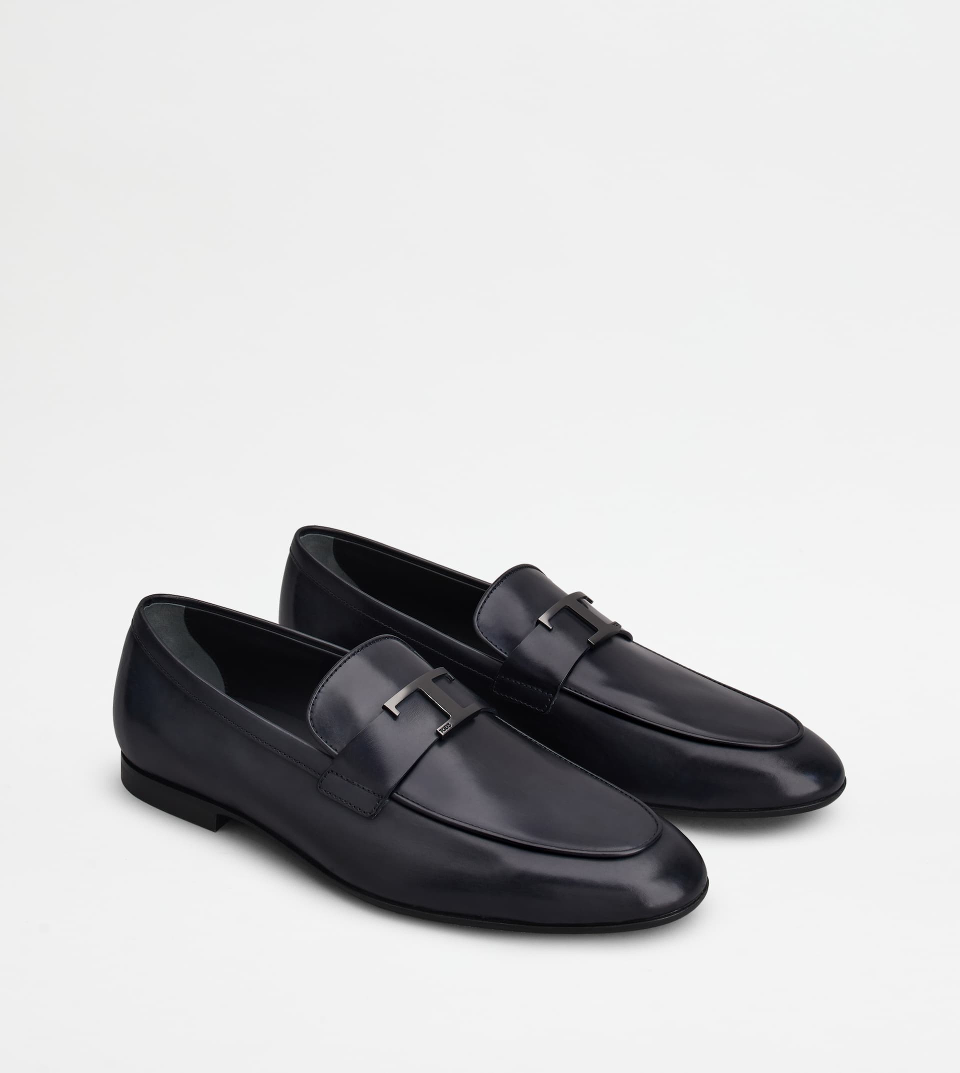 T Timeless Loafers in Leather — Blue — XXM38K0FX20NF5U802