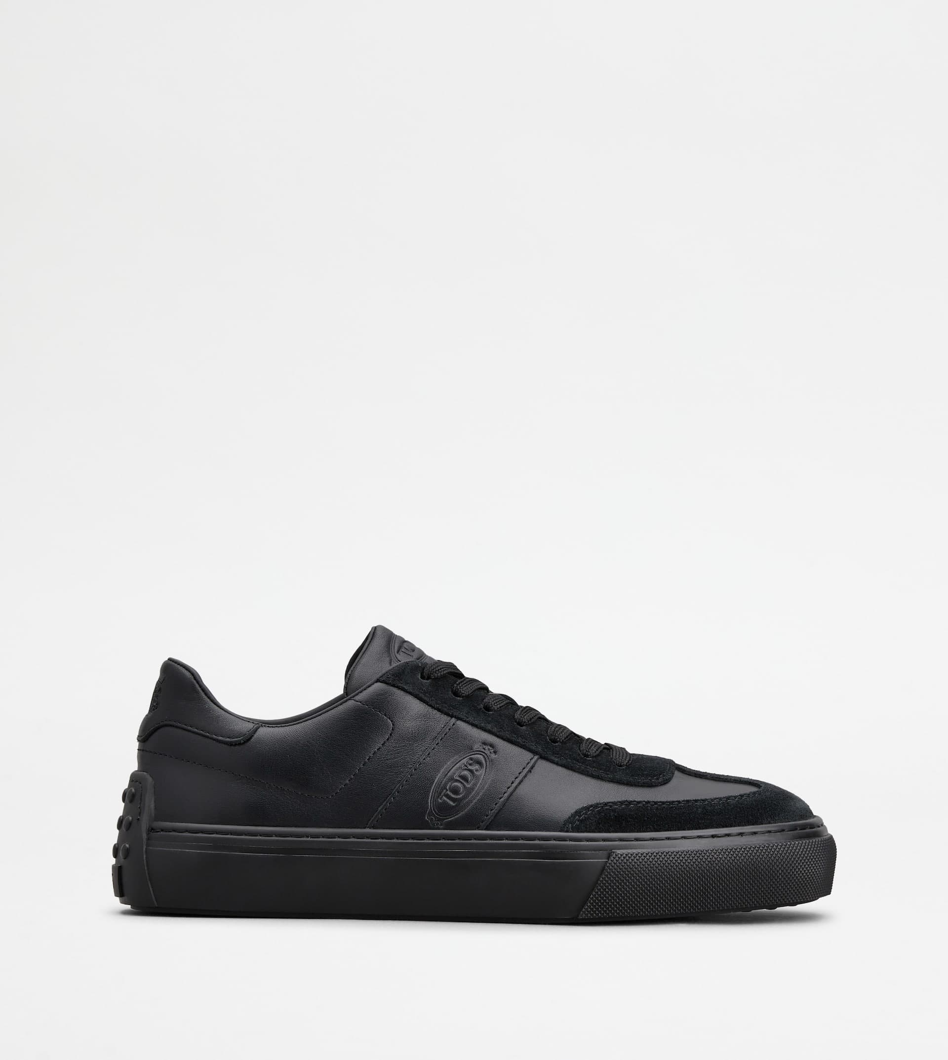 Sneakers in Leather — Black — XXM03E0GC50BKB9999
