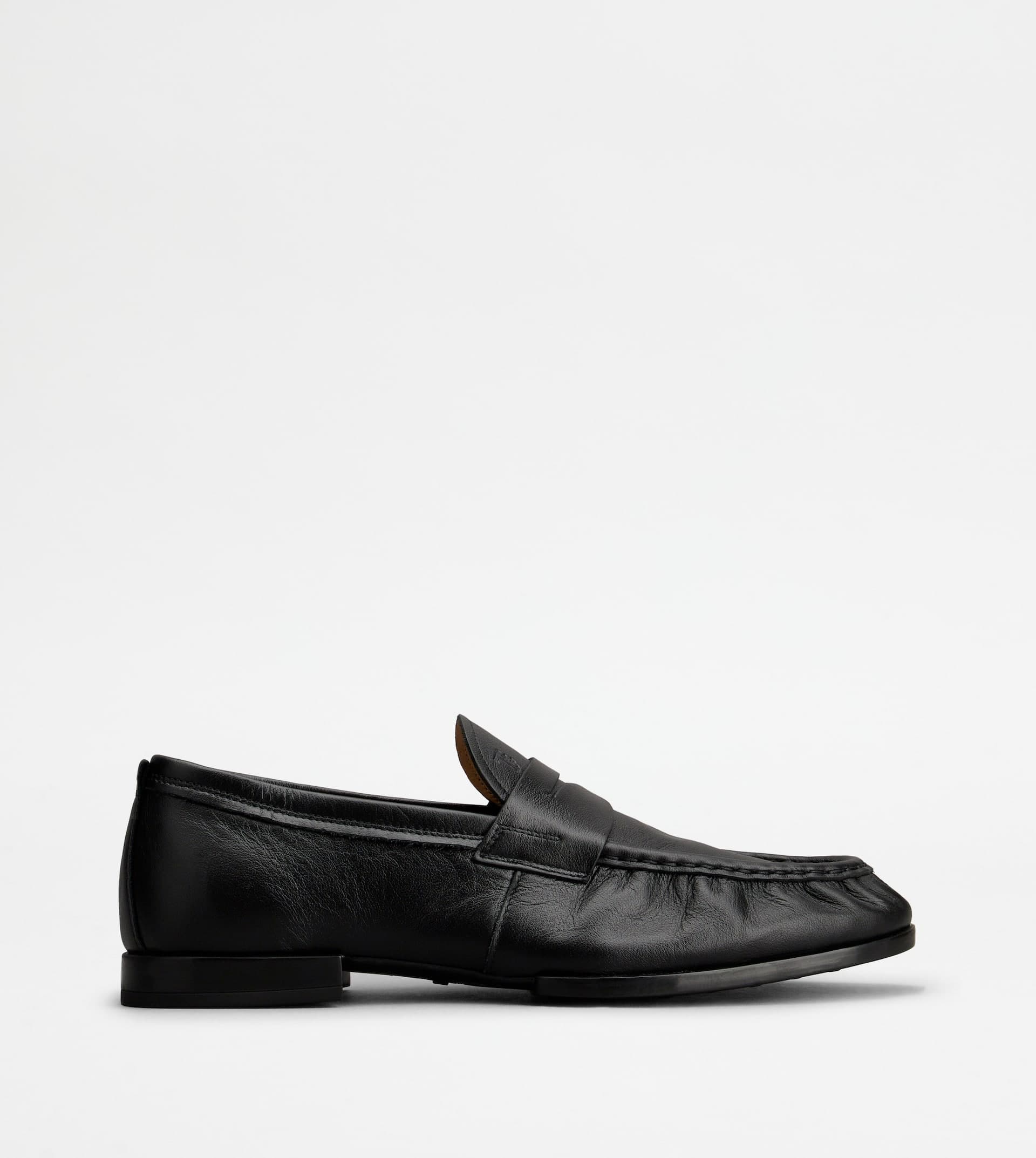 Loafers in Leather — Black — XXM02E0EC60QPJB999