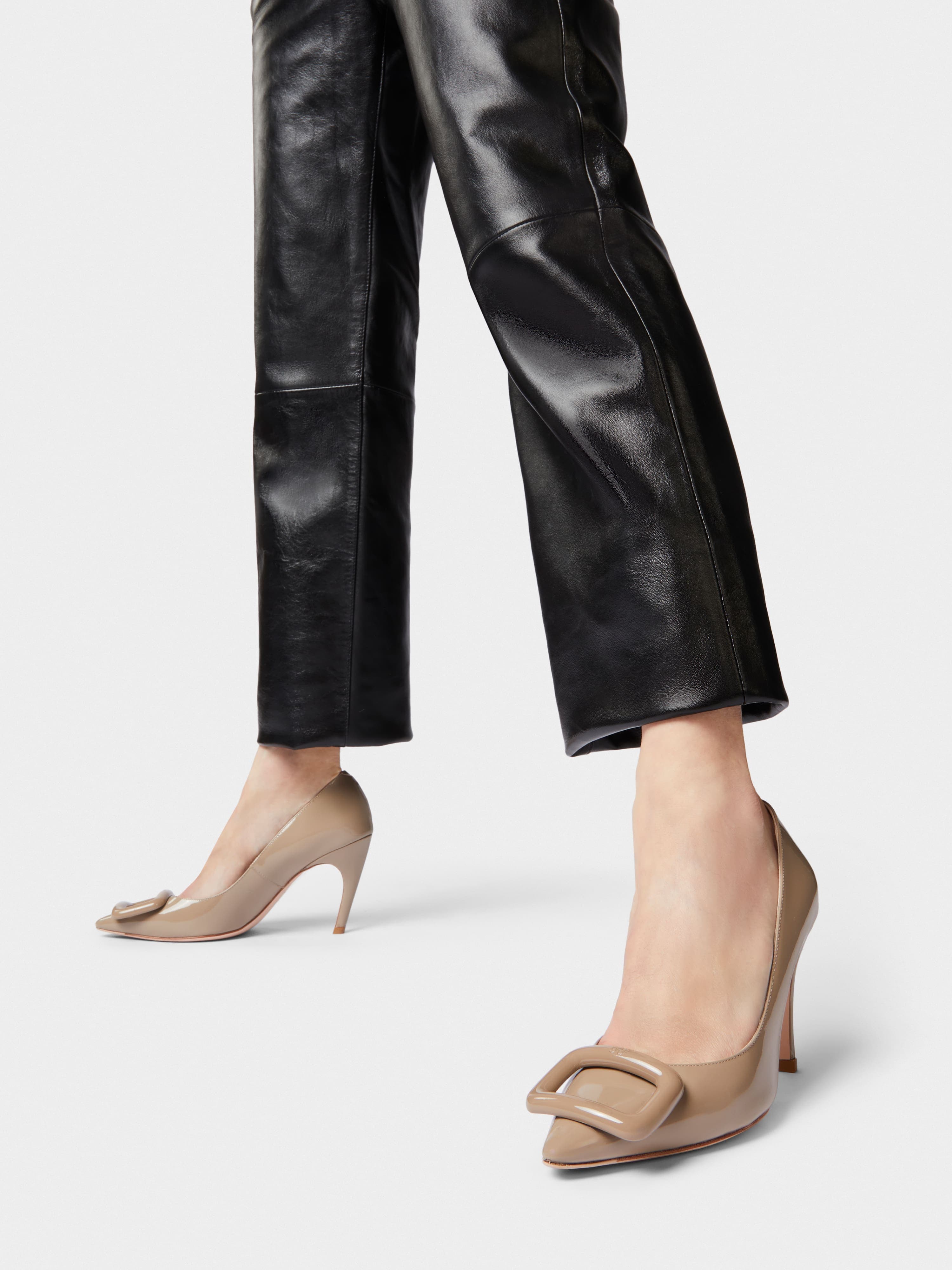 Viv' Choc Lacquered Buckle Pumps in Patent Leather — RVW71736620D1PC415