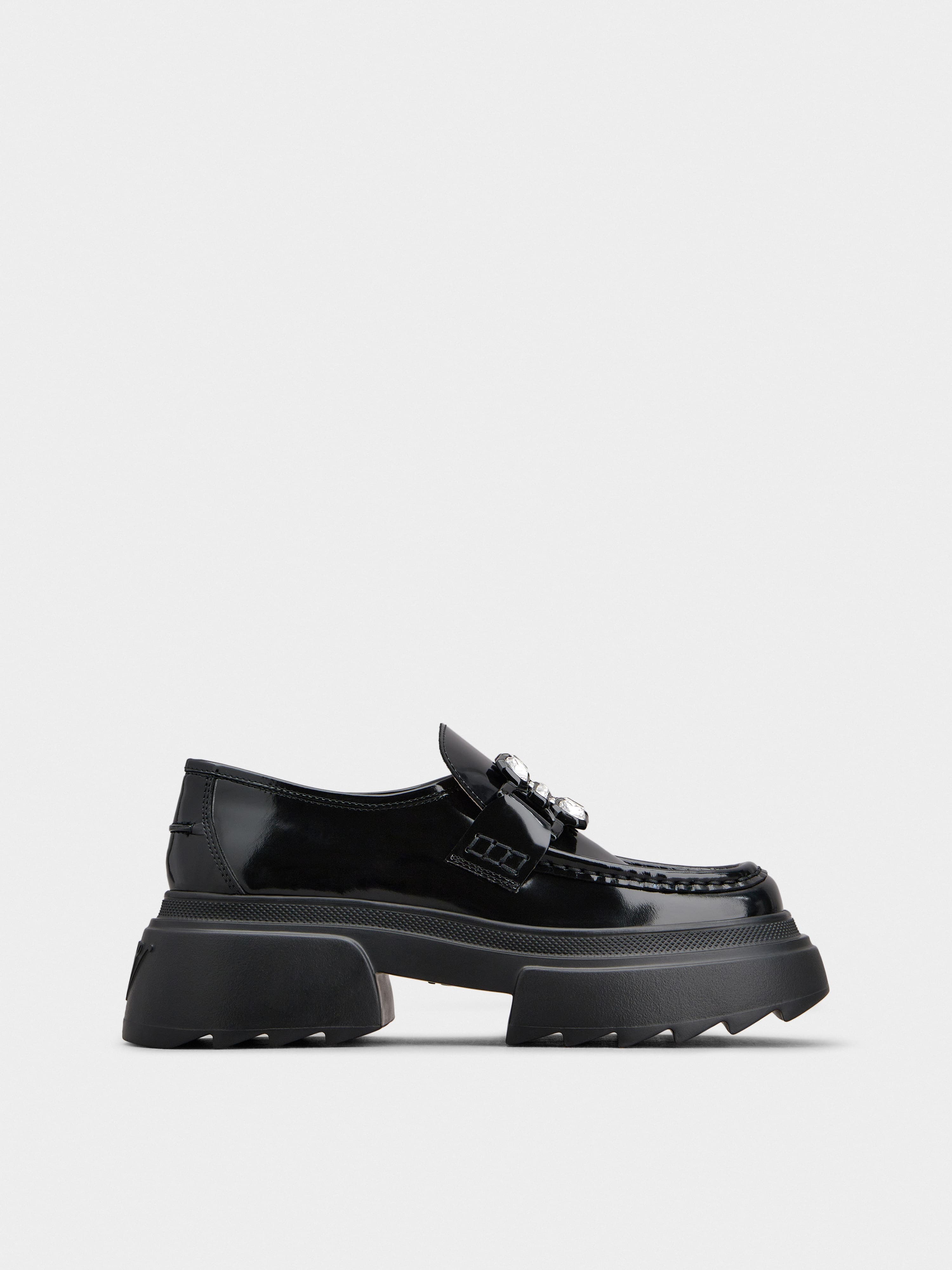 Wallaviv Loafers in leather — RVW71036400MRKB999
