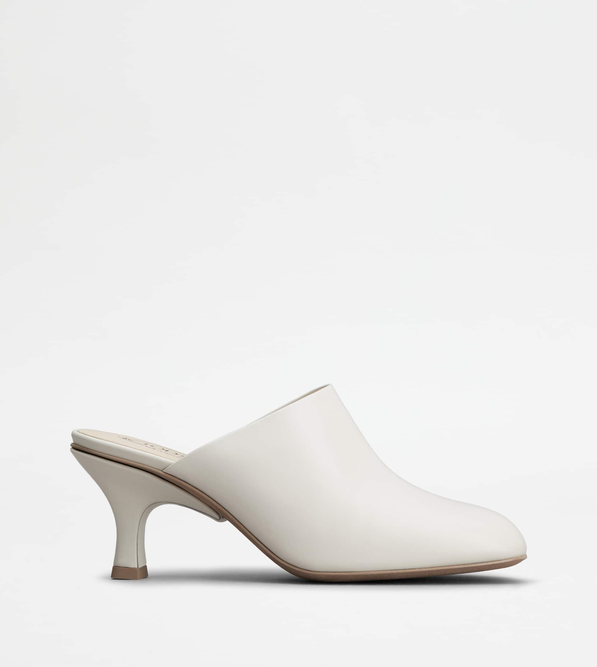 Mules in Leather — White — XXW19L0IJ40GOCB015