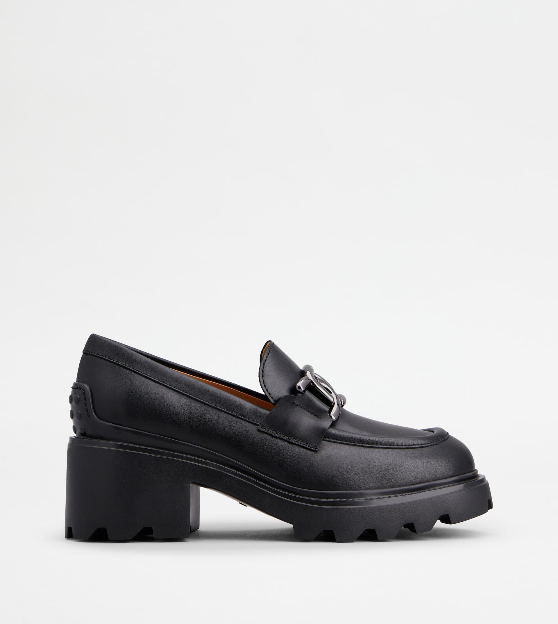 Loafers in Leather — Black — XXW08D0HR40GOCB999