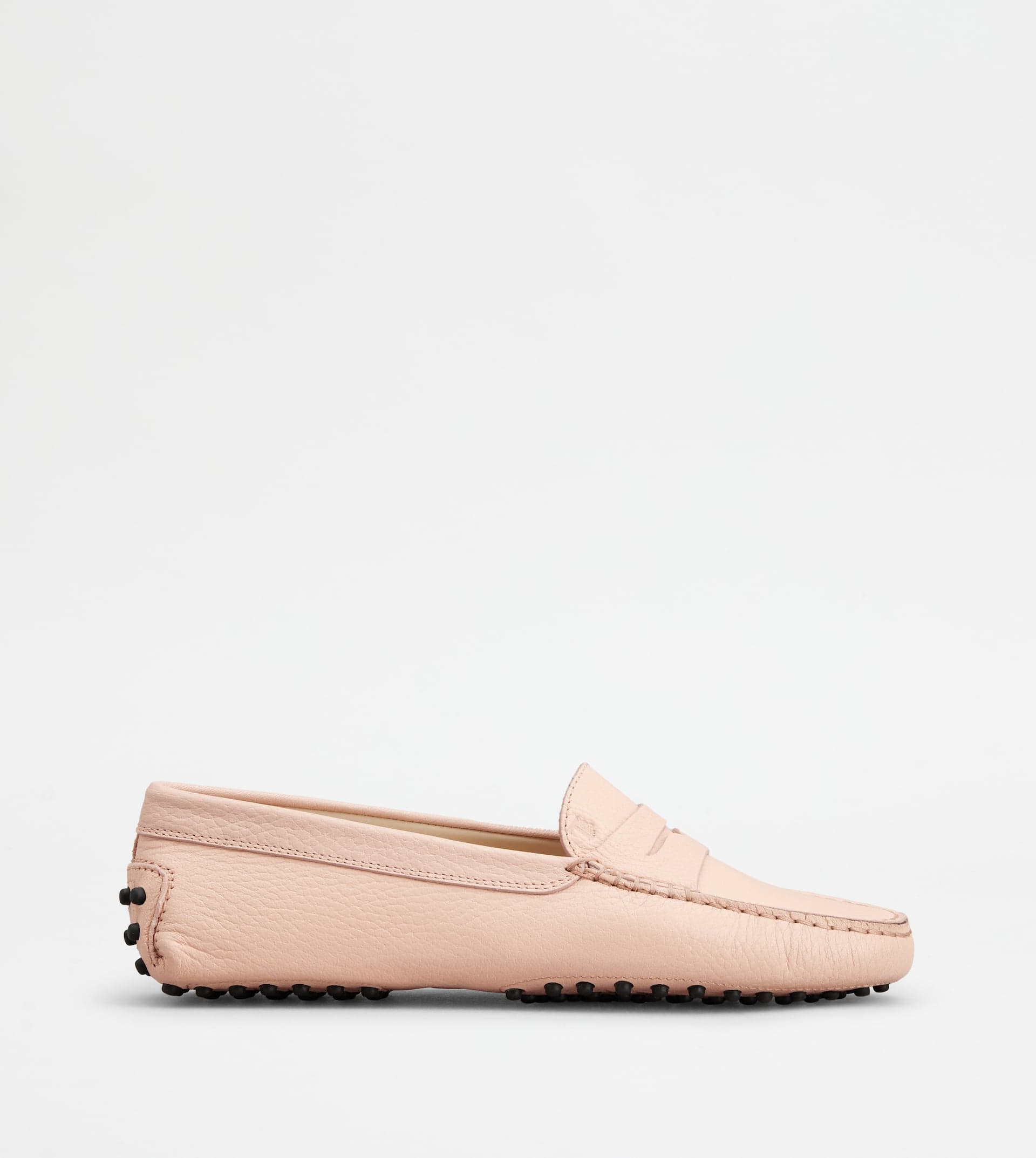 Gommino Driving Shoes in Leather — Pink — XXW00G00010MBWM037
