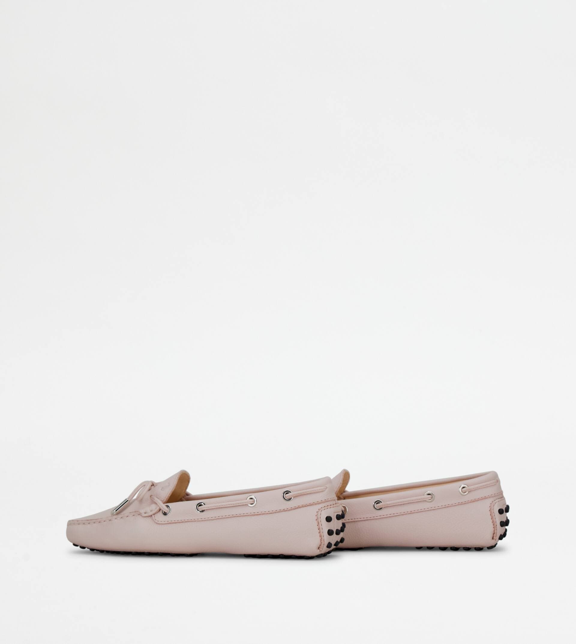 Gommino Driving Shoes in Leather — Pink — XXW0FW050305J1M025