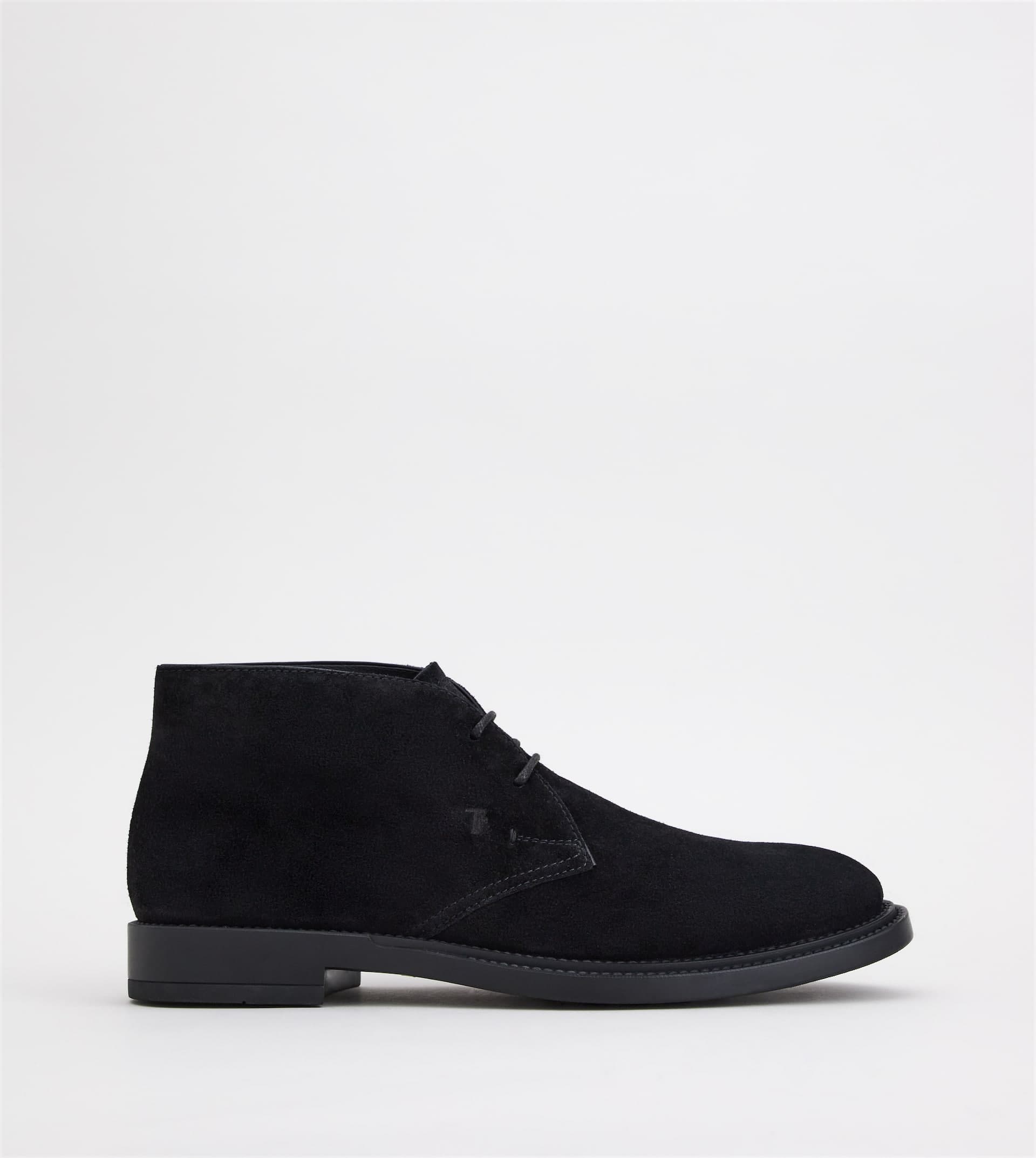Desert Boots in Suede — Black — XXM62C0DH60RE0B999
