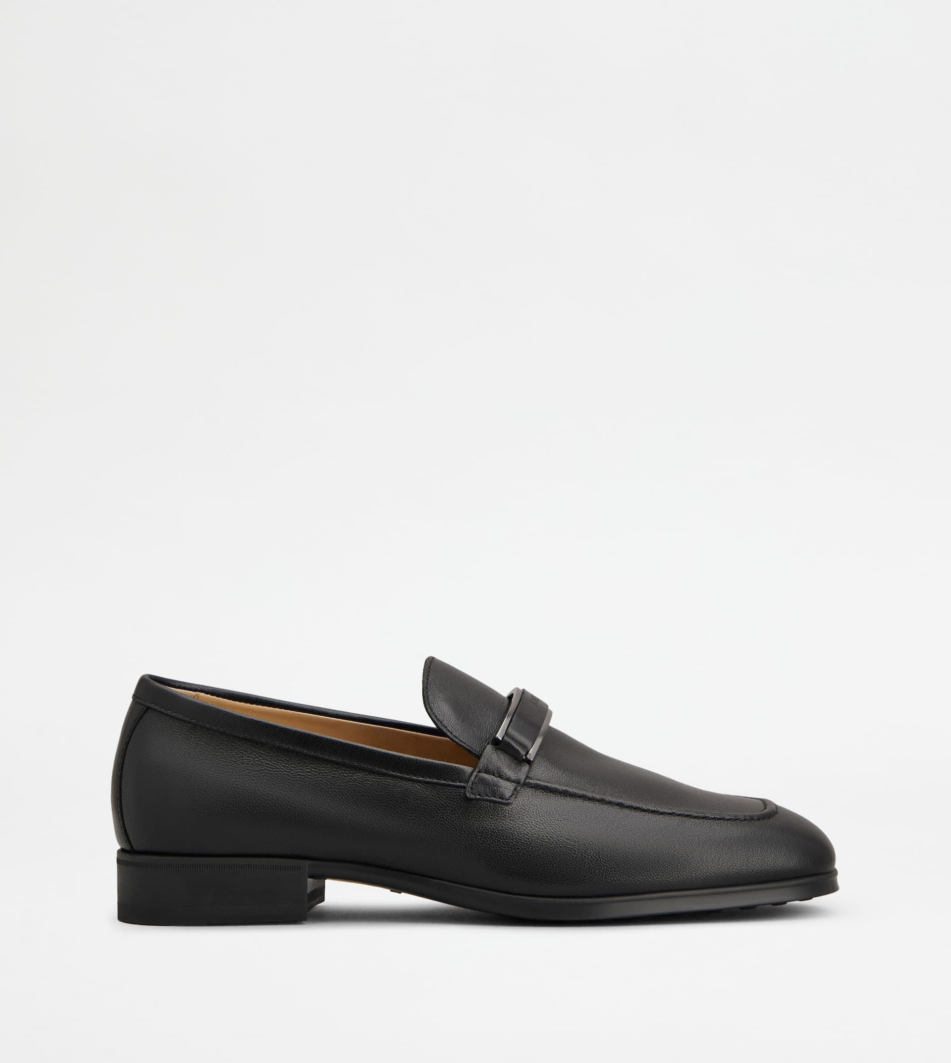 Loafers in Leather — Black — XXM35L0IY1044HB999