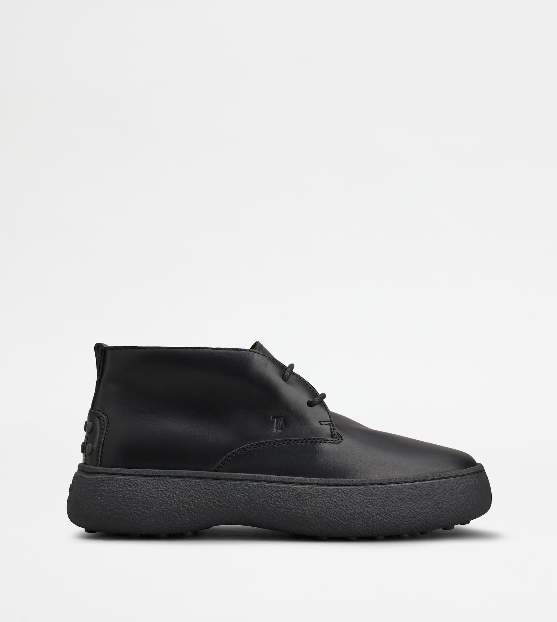 W. G. Desert Boots in Leather — Black — XXM09J0GK40NHVB999