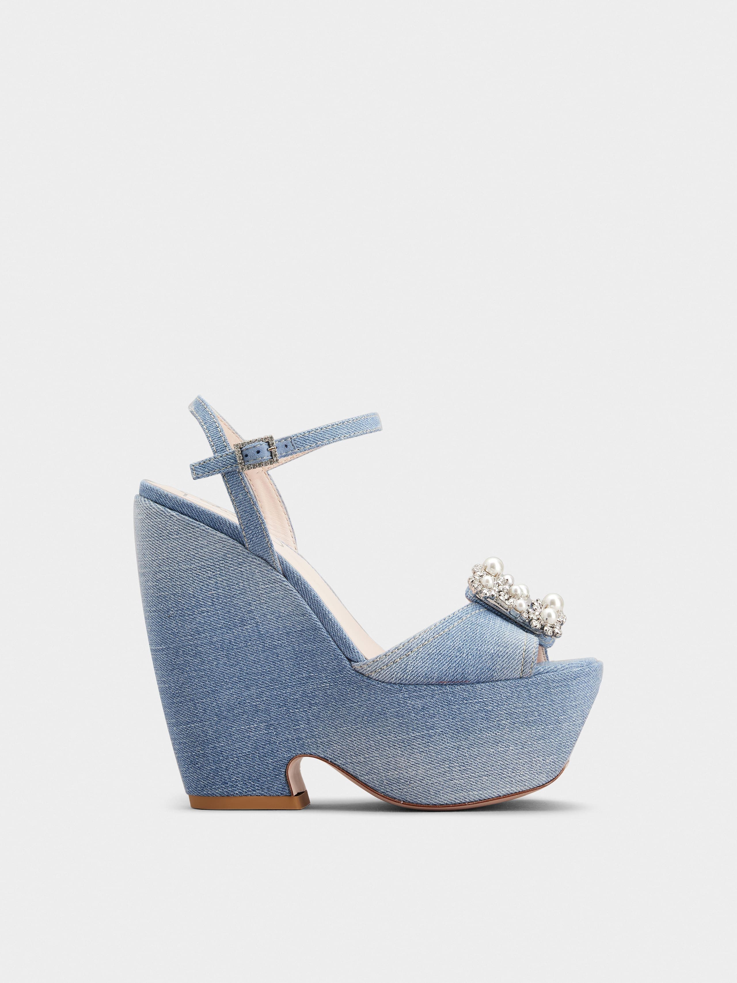 Choc Flower Strass Pearl Wedge Sandals in Denim — RVW70336490JDLU207