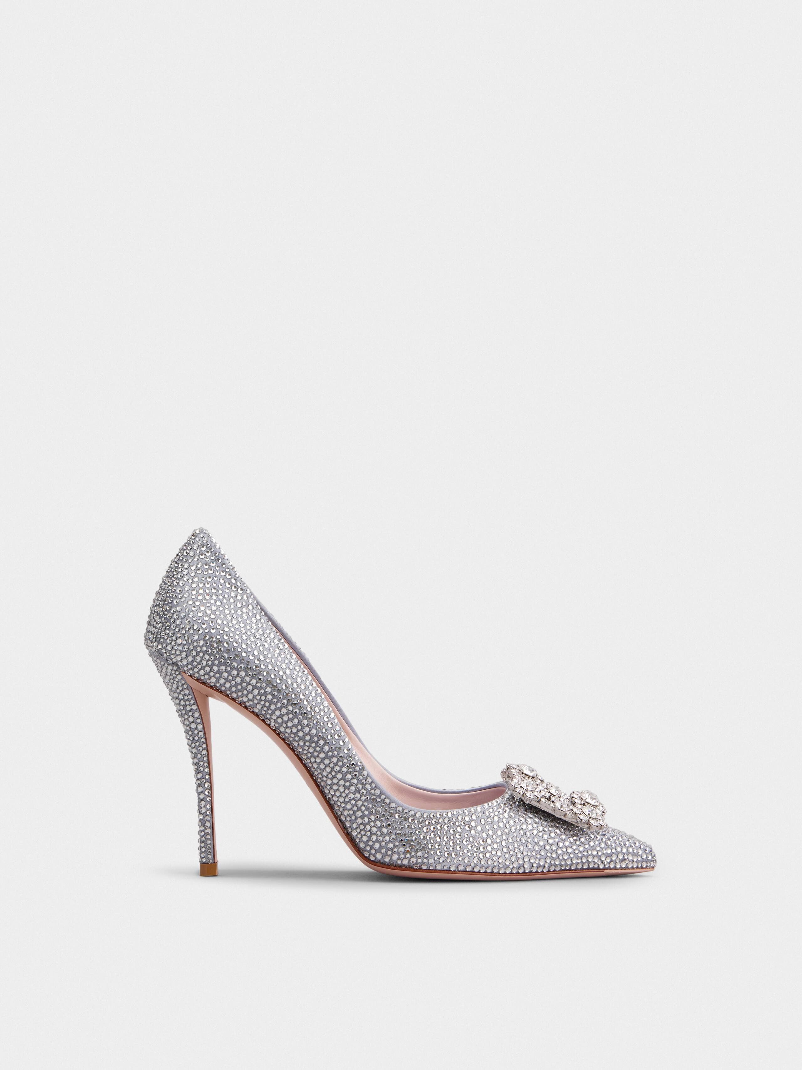 Flower Strass Buckle Allover Strass Pumps in Satin — RVW41926530RS0L021