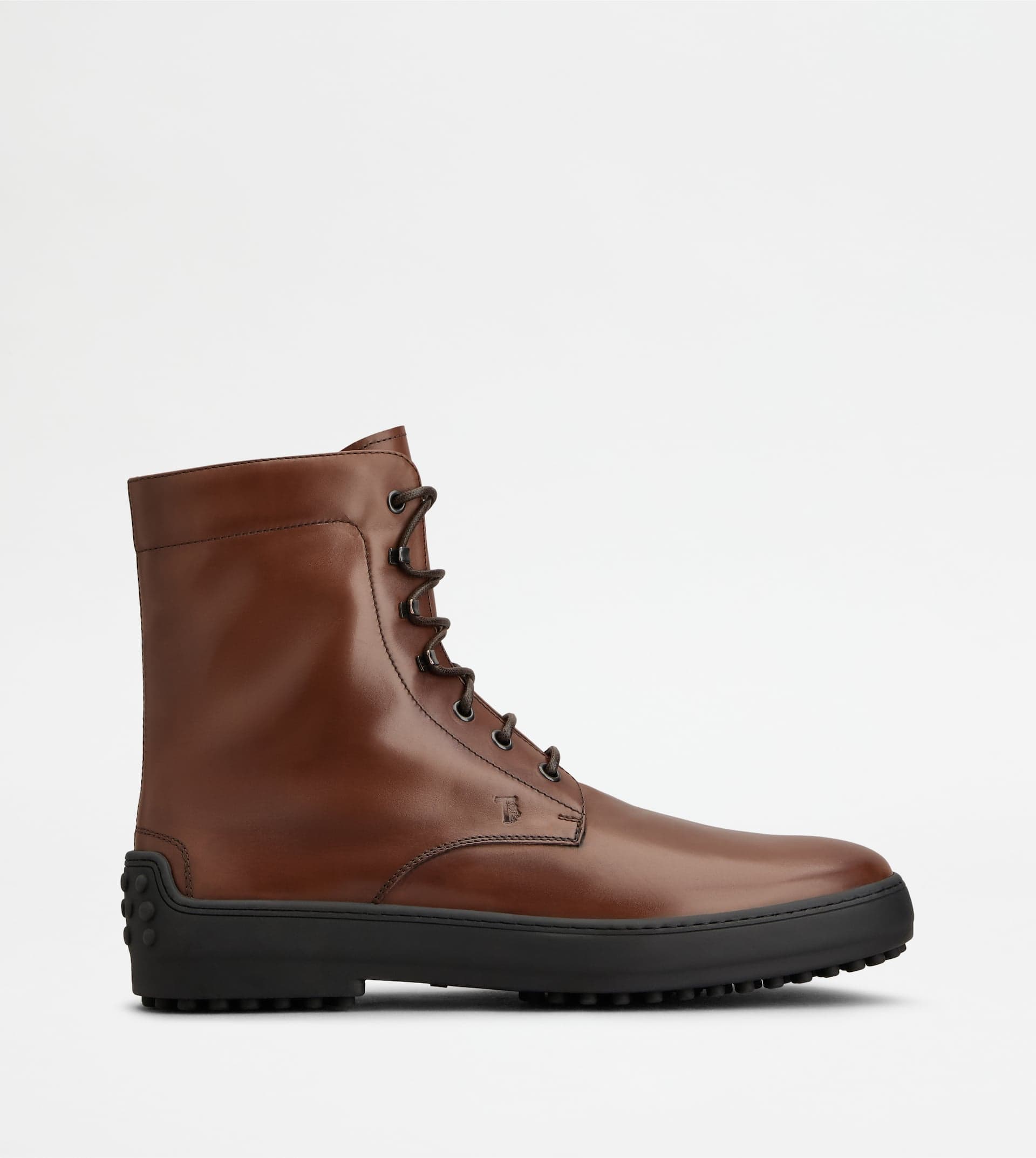 Winter Gommino Ankle Boots in Leather — Brown — XXM84L0GK50NF5S607