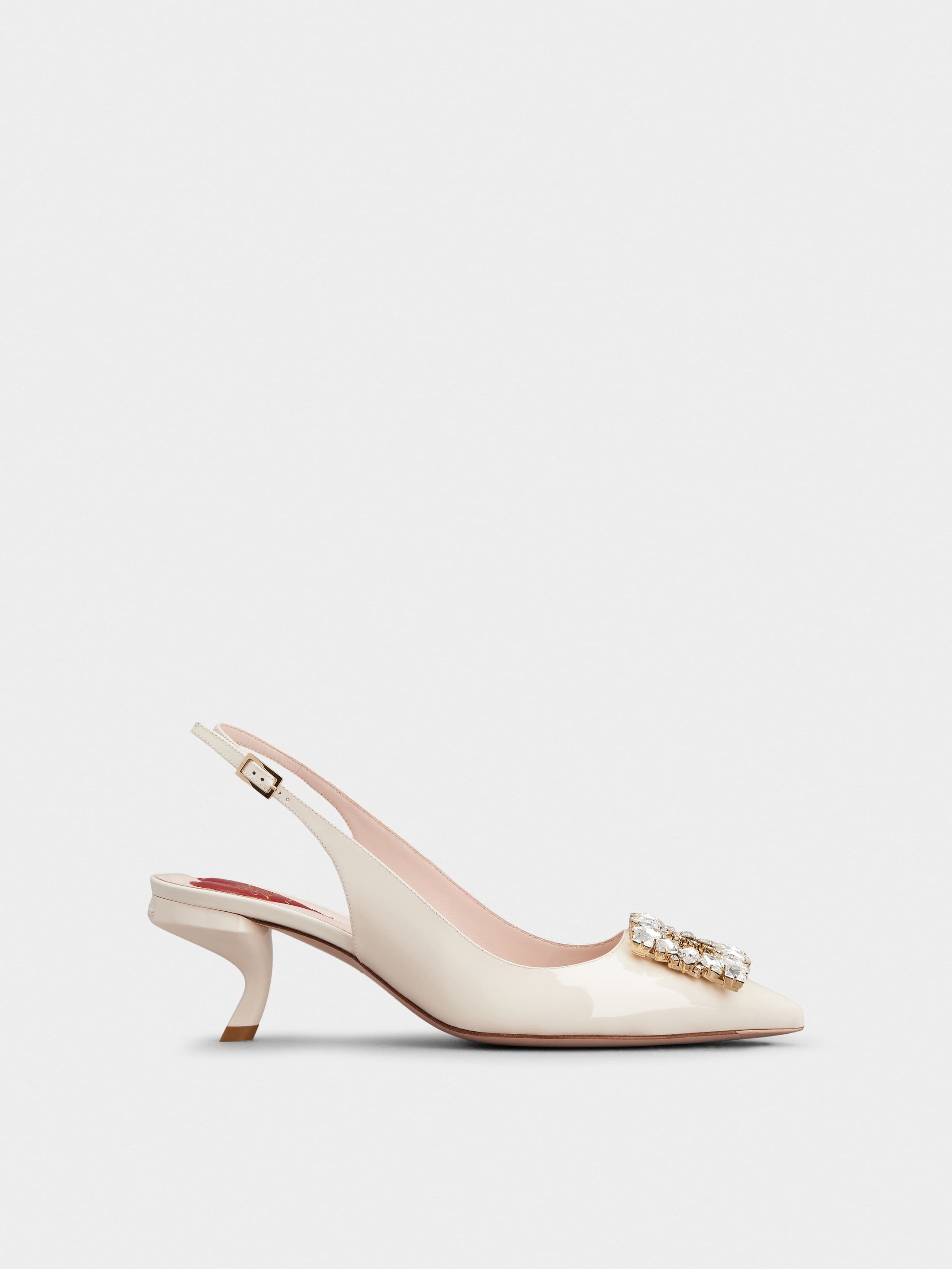 Virgule Slingback Pumps in patent leather — RVW63834500D1PC019