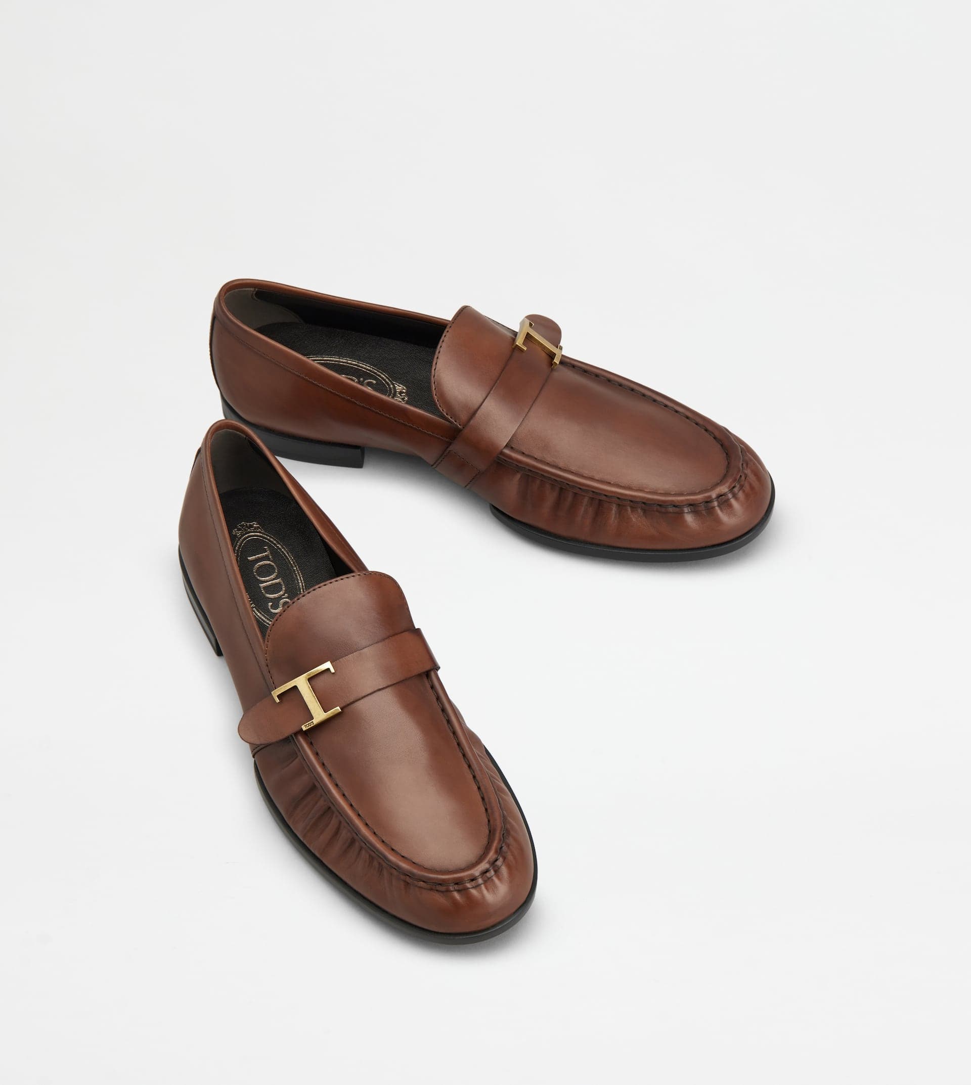 T Timeless Loafers in Leather — Brown — XXM02E0FL20NF5S607