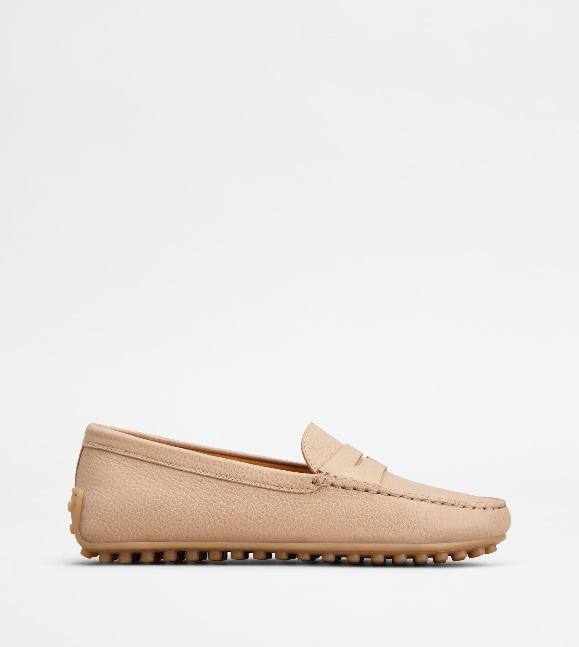 City Gommino Driving Shoes in Leather — Pink — XXW10L00010SZLM031