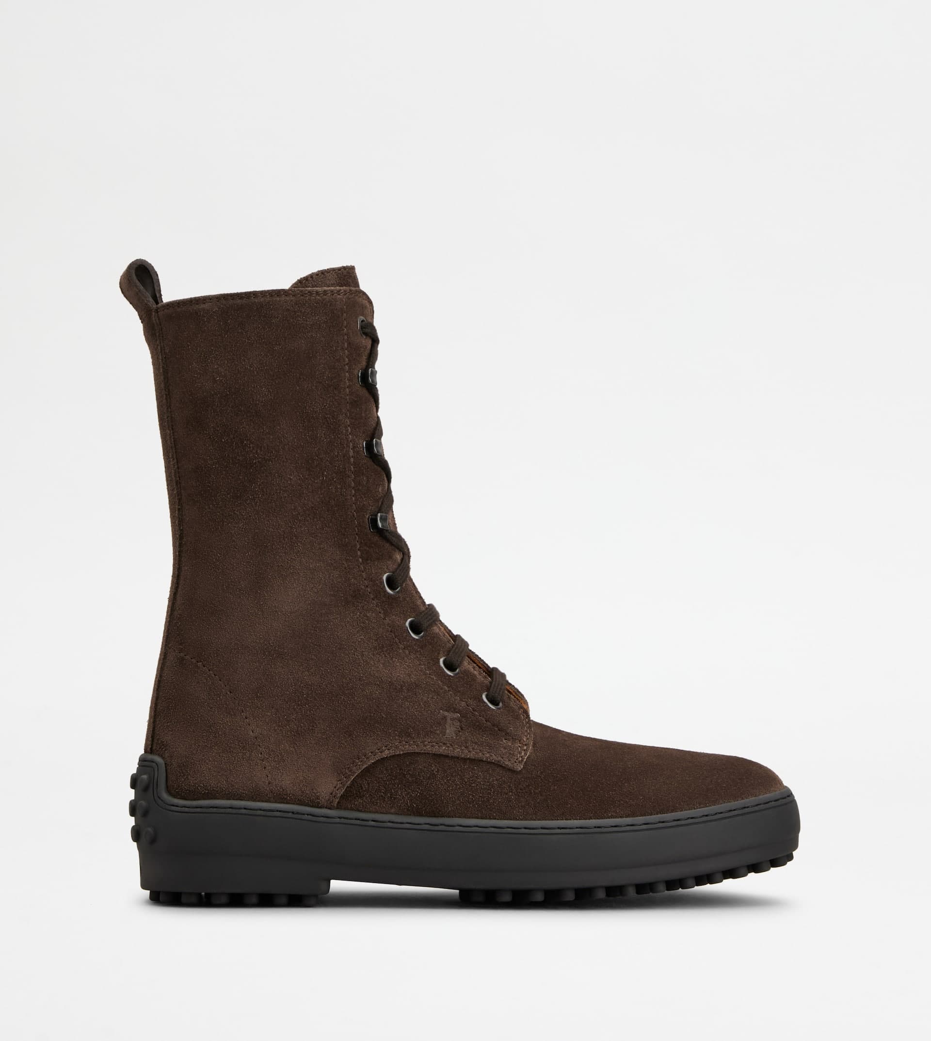 Winter Gommino Ankle Boots in Suede — Brown — XXW84L0JU70RE0S808