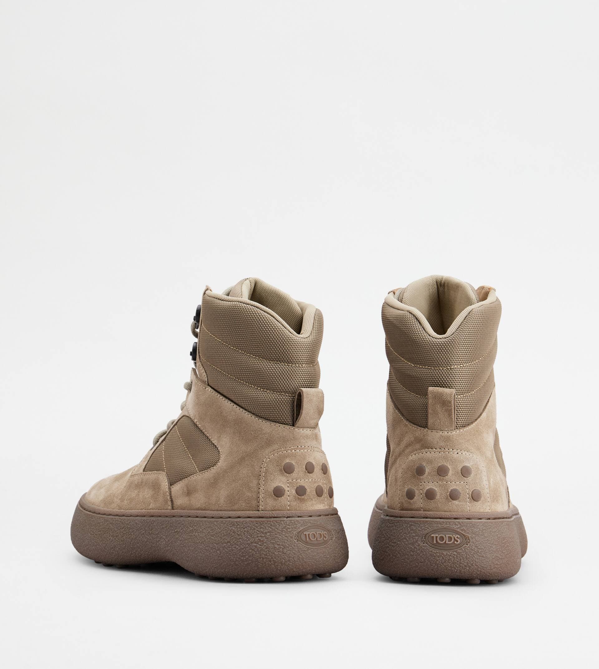 W. G. Lace-up Ankle Boots in Suede — Grey — XXM09J0HP201L1VB12