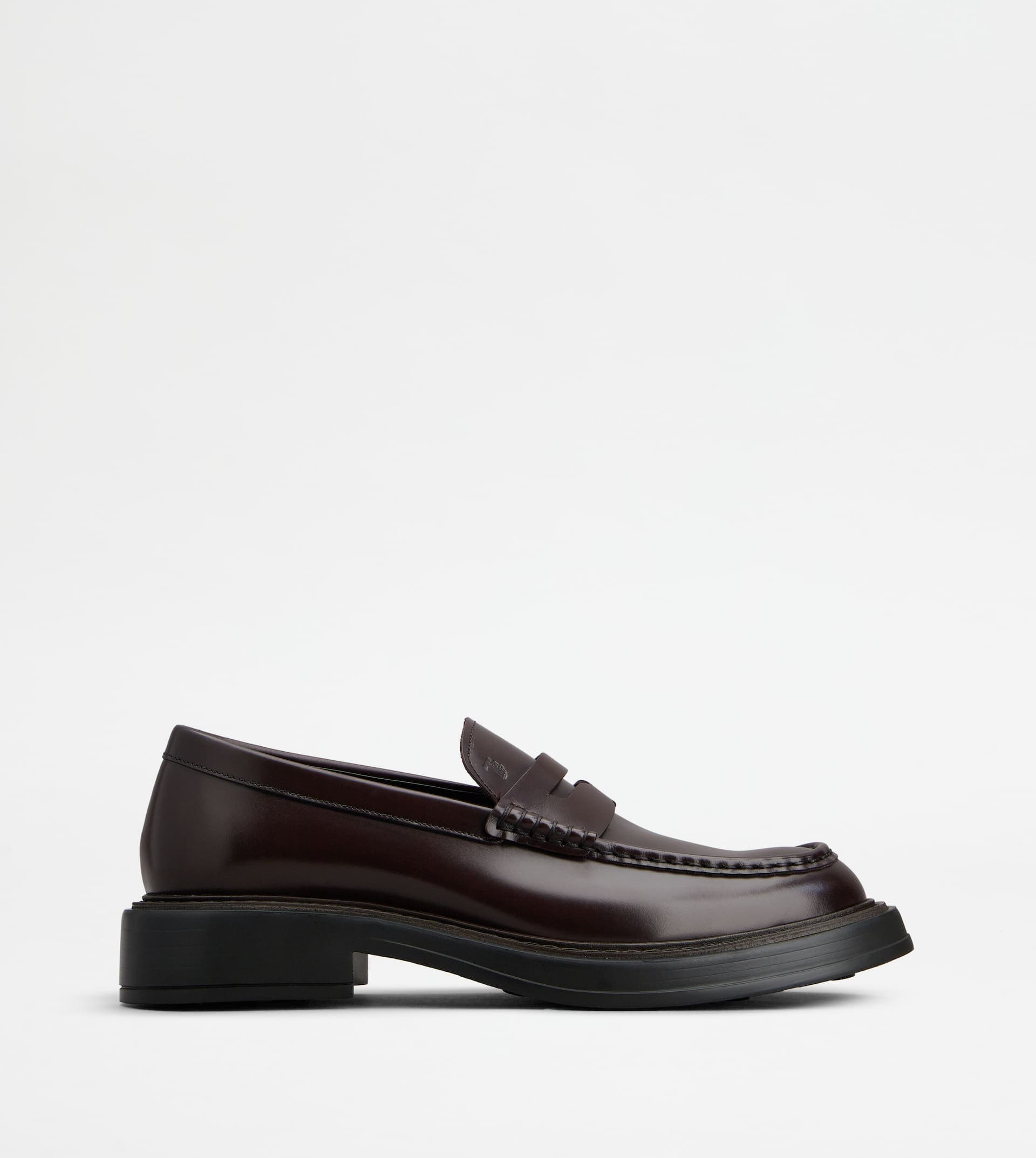 Loafers in Leather — Burgundy — XXM61K0AI40LYGR807