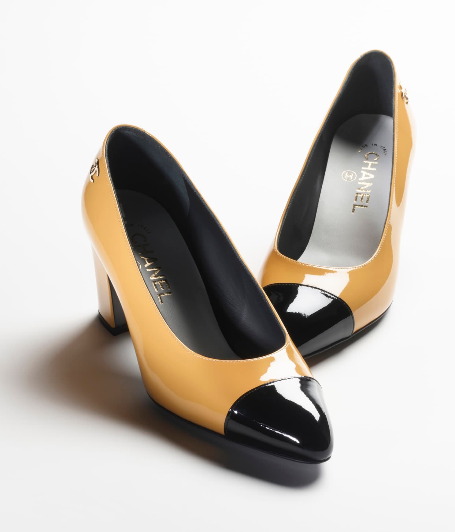 Pumps — Patent calfskin, yellow & black — G45053B13339NP623
